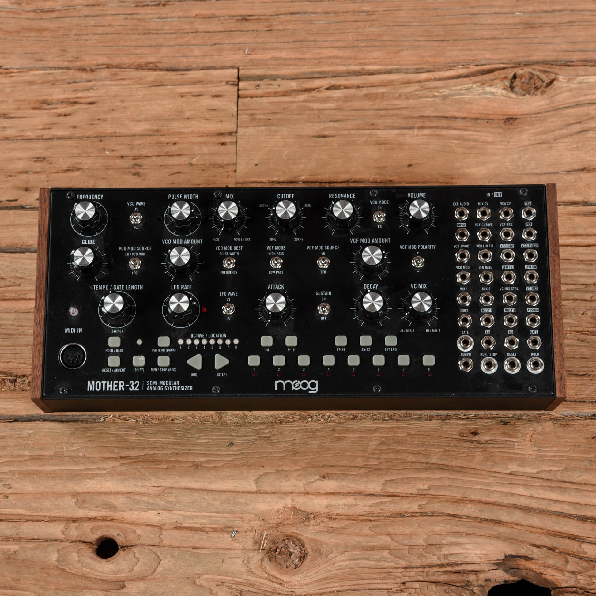 Moog Mother-32 Tabletop Semi-Modular Synthesizer Keyboards and Synths / Synths / Digital Synths