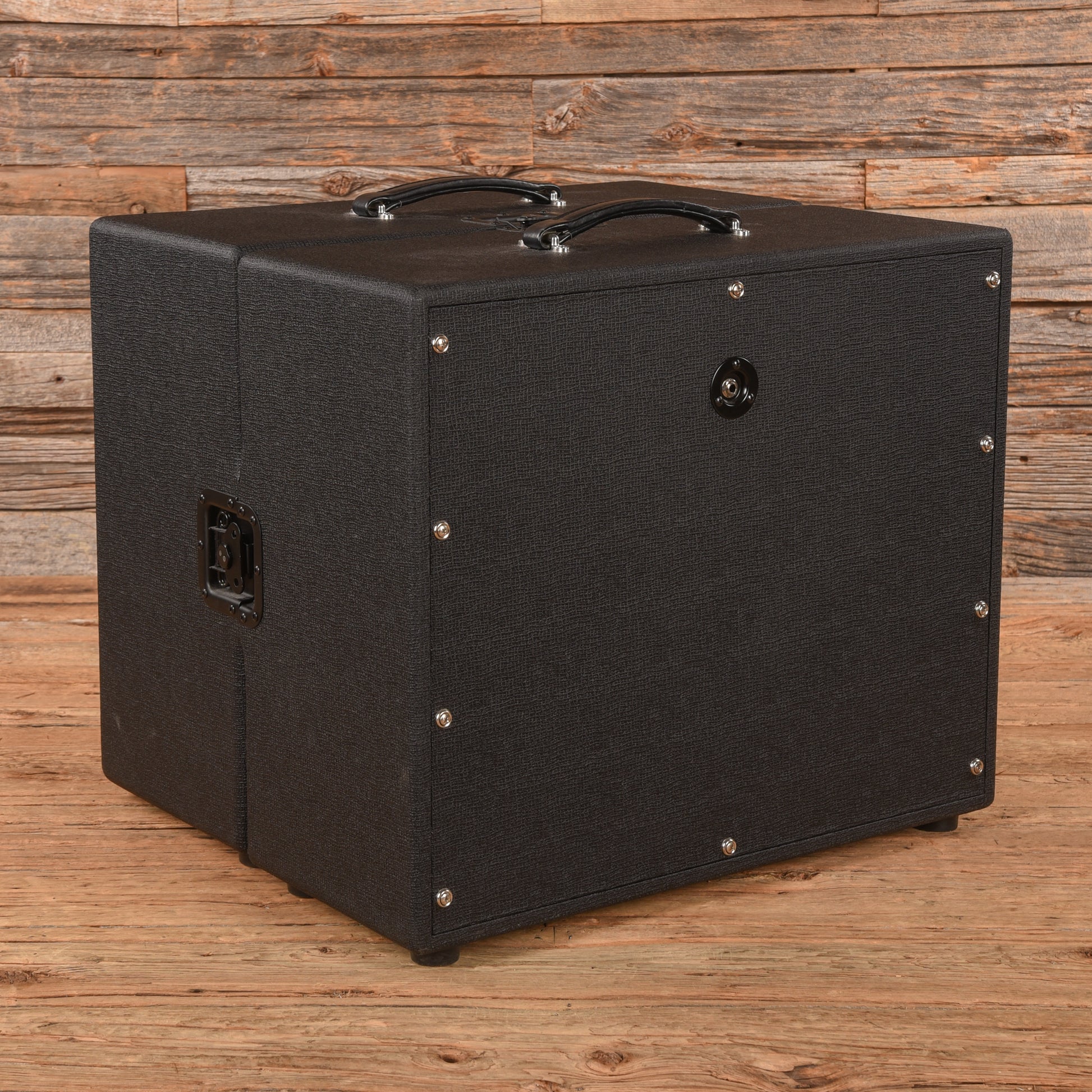 Morgan Amplification Chameleon Isolation Cab Amplifiers