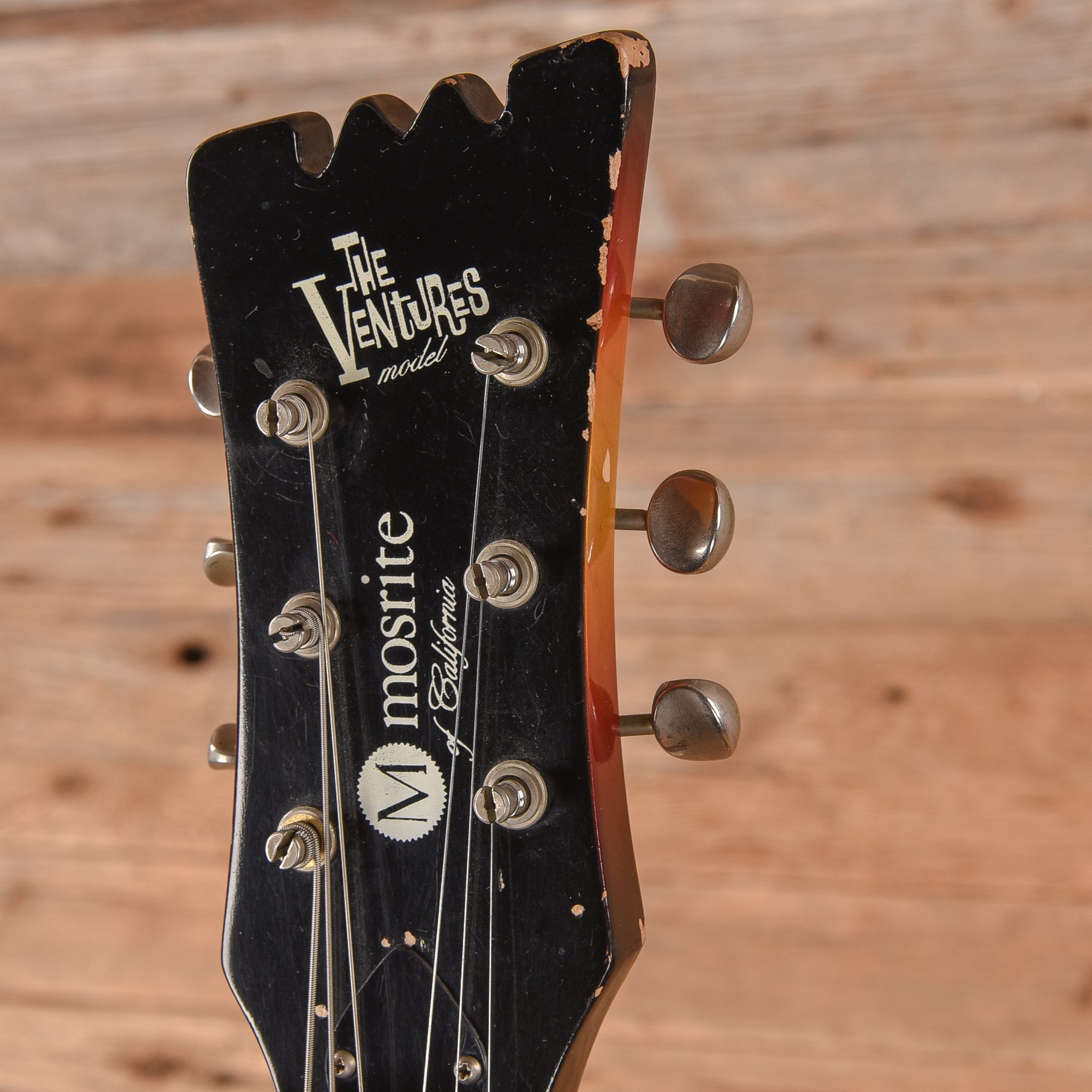 Mosrite Ventures Model Sunburst 1966 – Chicago Music Exchange