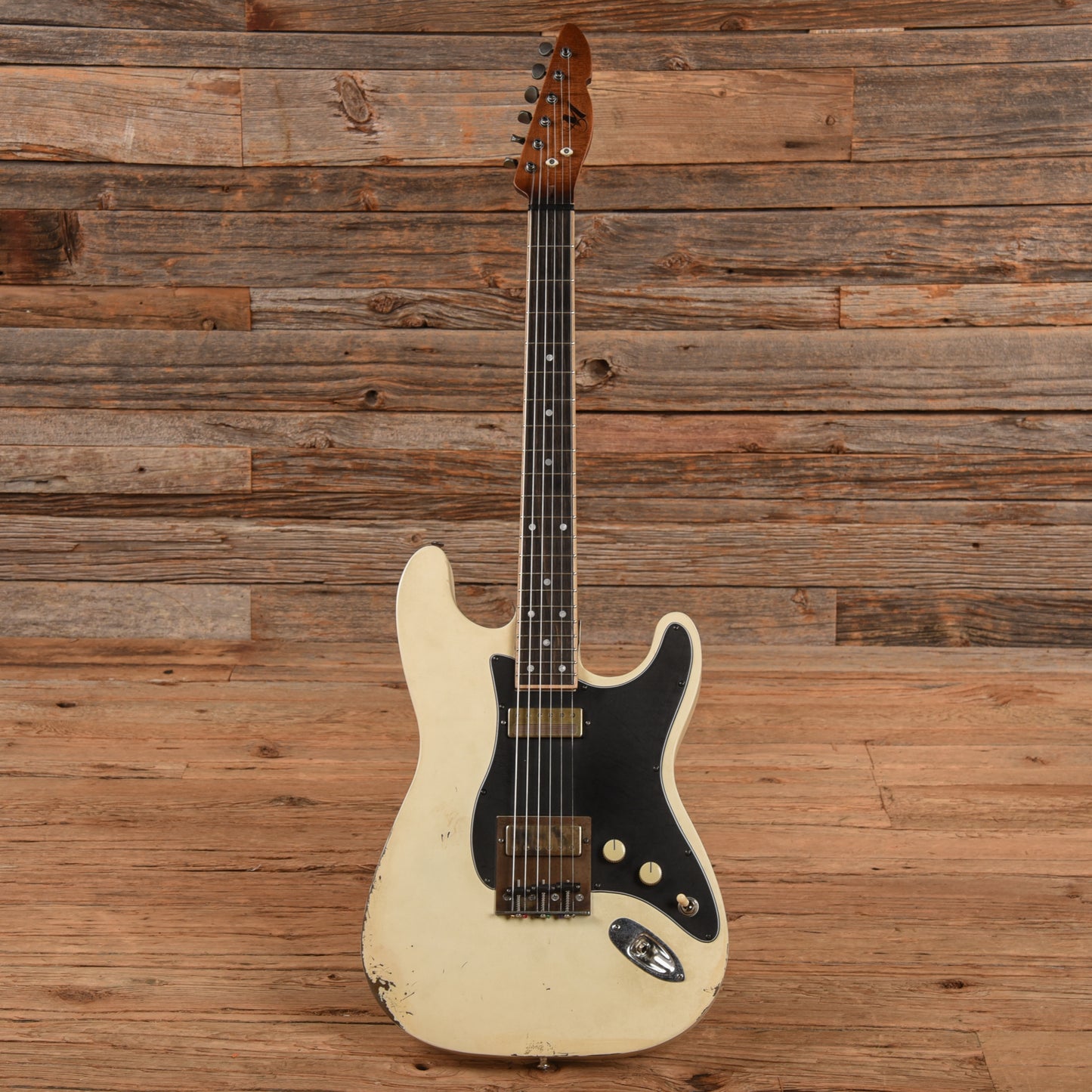 Mule Mulecaster Doublecut Baritone White Electric Guitars / Hollow Body