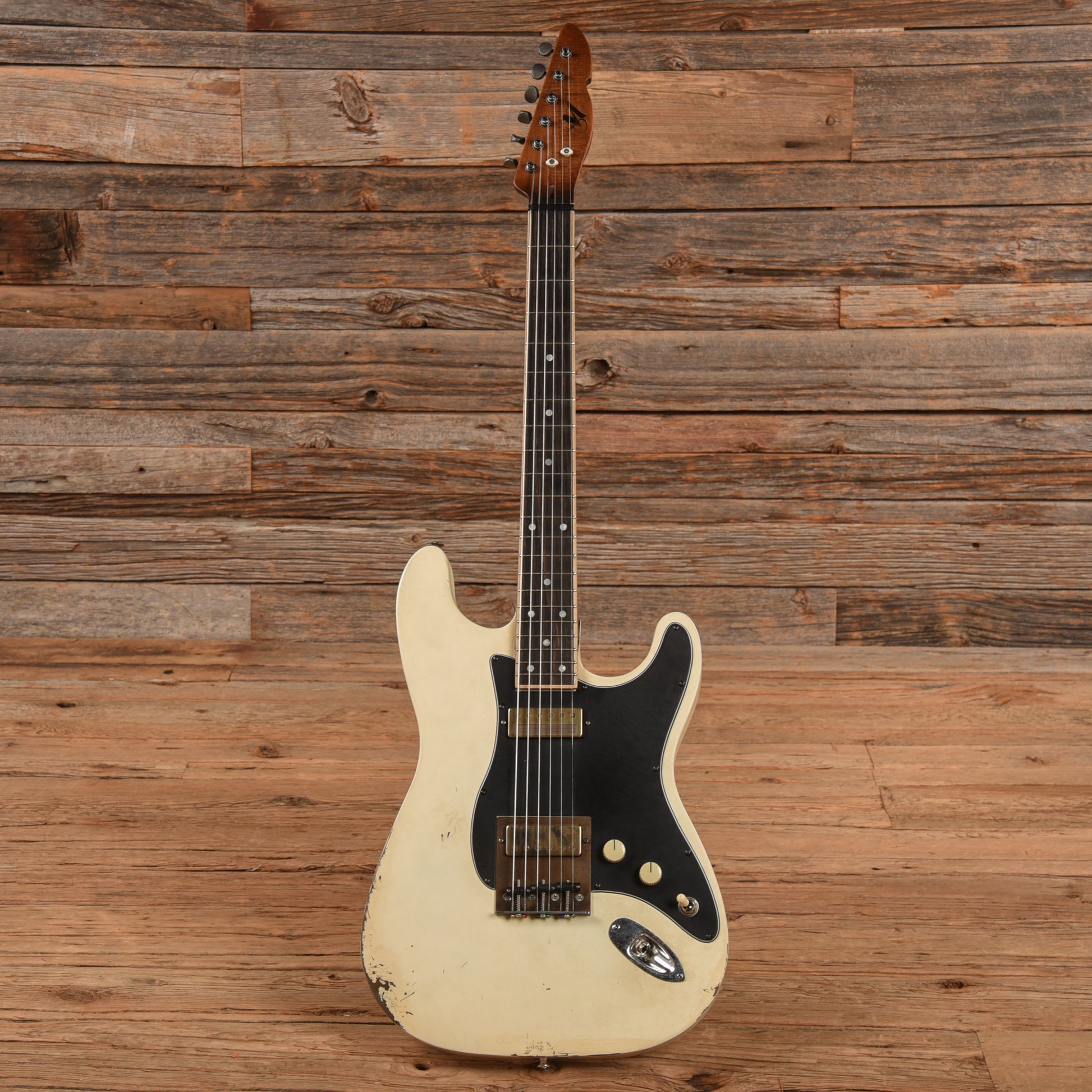 Mule Mulecaster Doublecut Baritone White Electric Guitars / Hollow Body