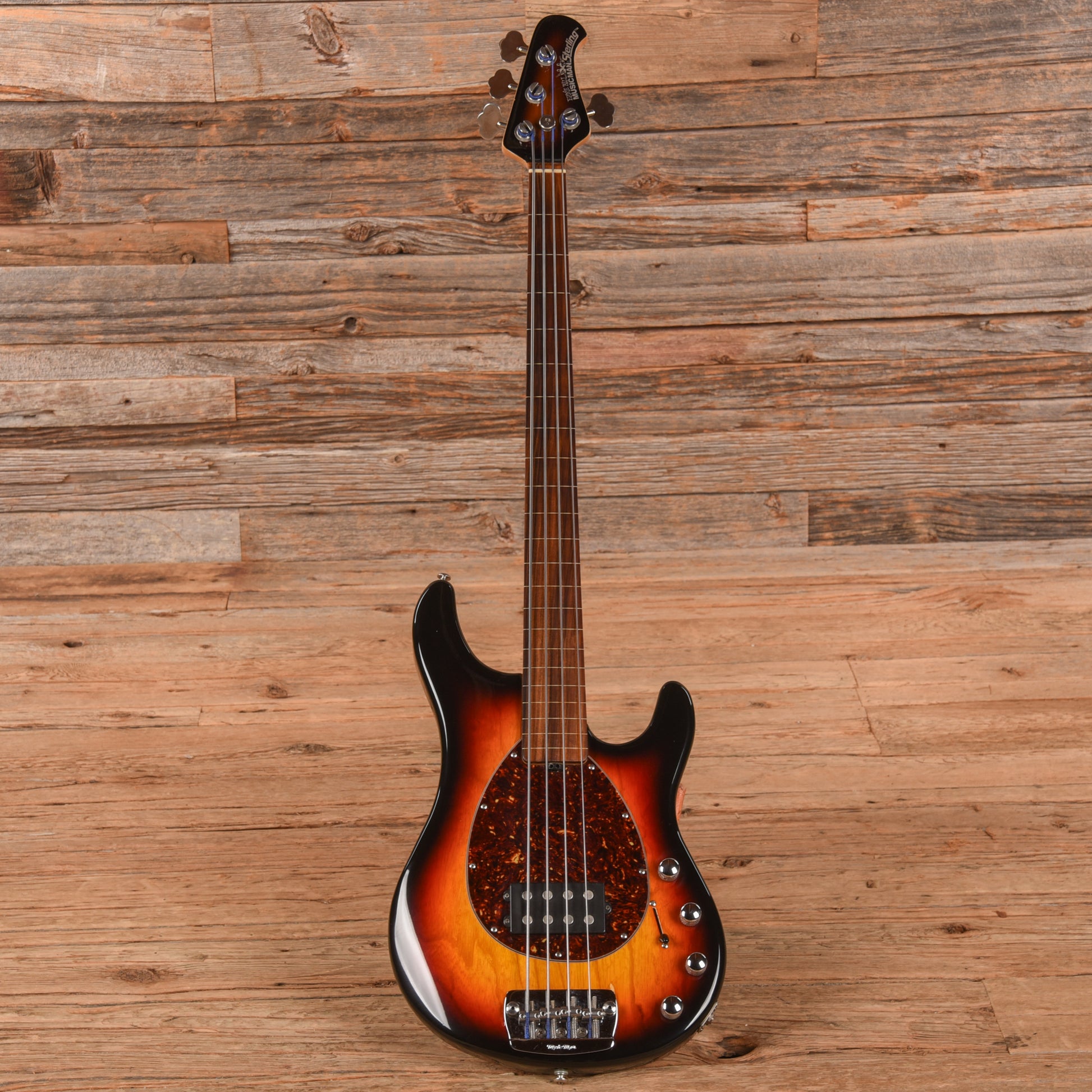 Music Man Sterling Fretless Sunburst 2001 Bass Guitars / 4-String