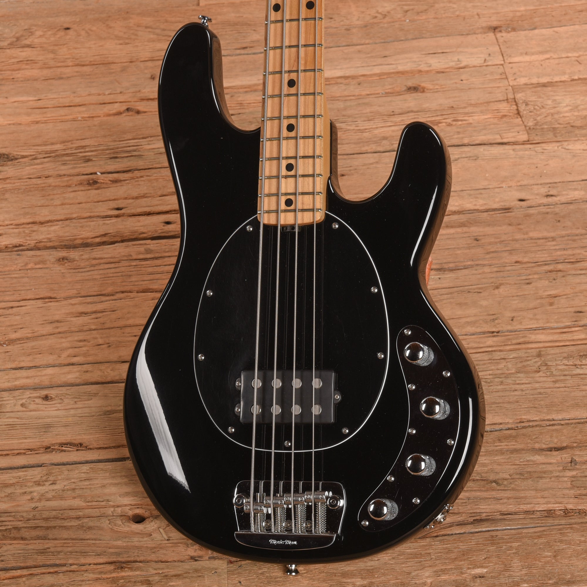 Music Man StingRay 3 EQ H Black 2016 Bass Guitars / 4-String