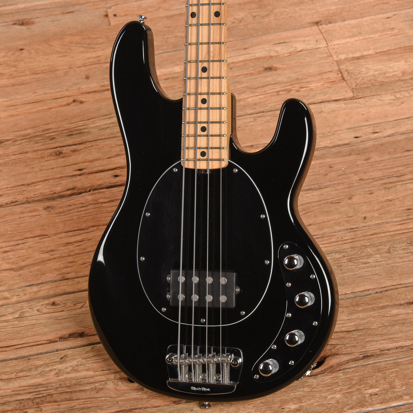 Music Man StingRay 4 H 3EQ Black 2016 Bass Guitars / 4-String