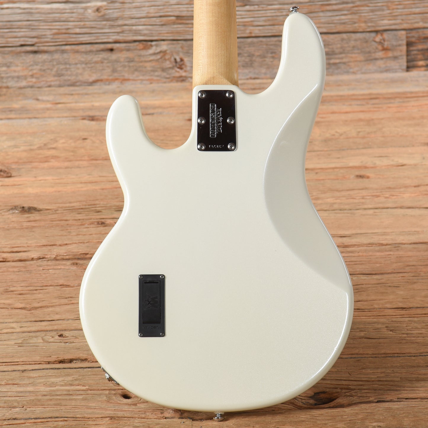 Music Man StingRay 4 H Slo Special White Bass Guitars / 4-String