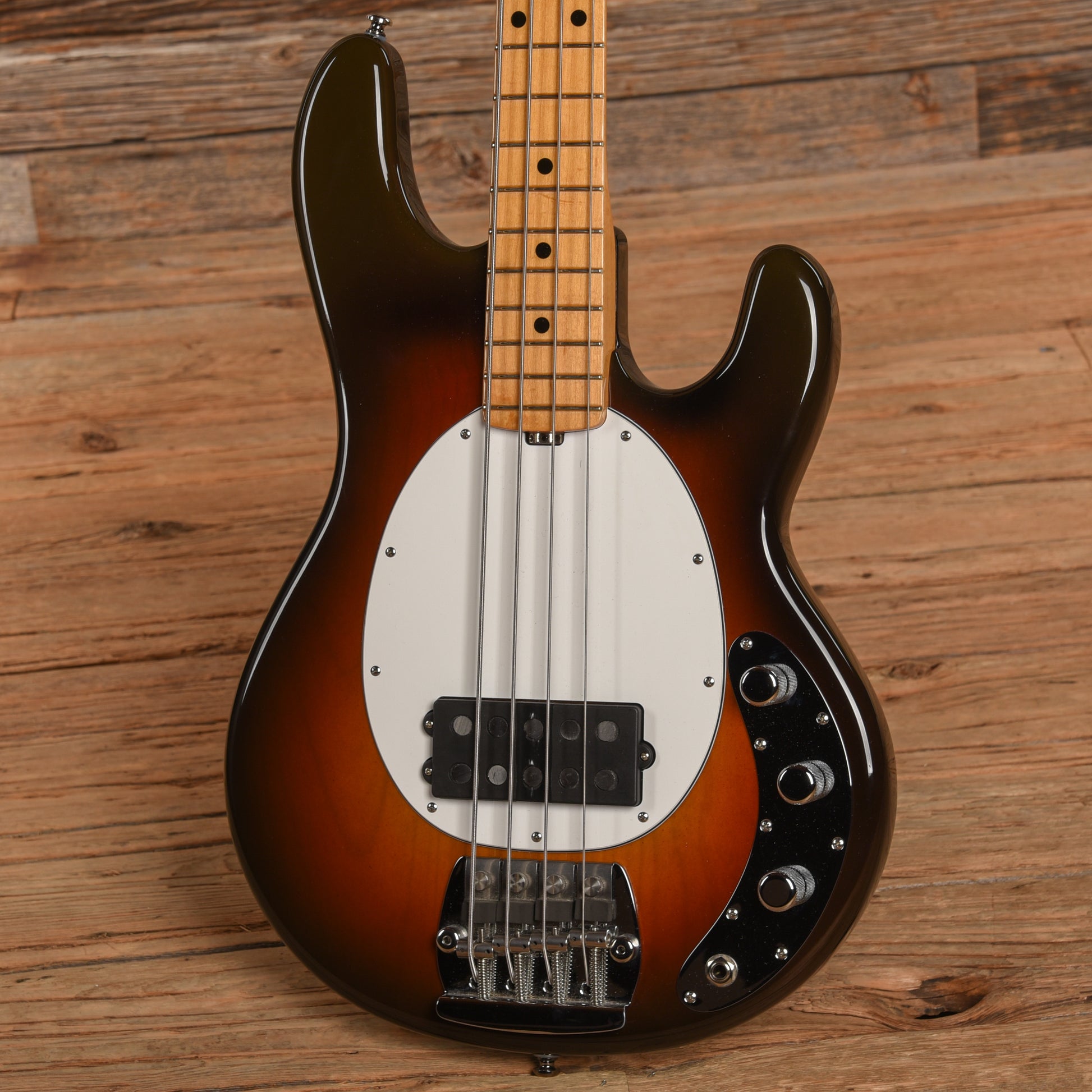 Music Man StingRay Old Smoothie Smoothie Burst 2016 Bass Guitars / 4-String