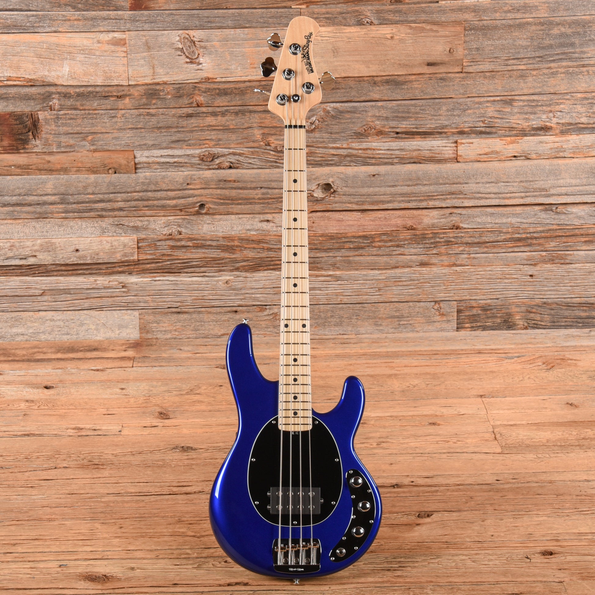 Music Man StingRay Short Scale Blue 2019 Bass Guitars / 4-String