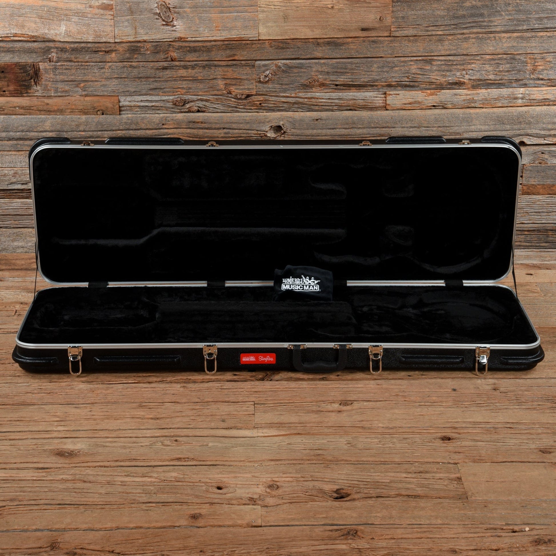 Music Man StingRay Special 4HH Black 2019 Bass Guitars / 4-String