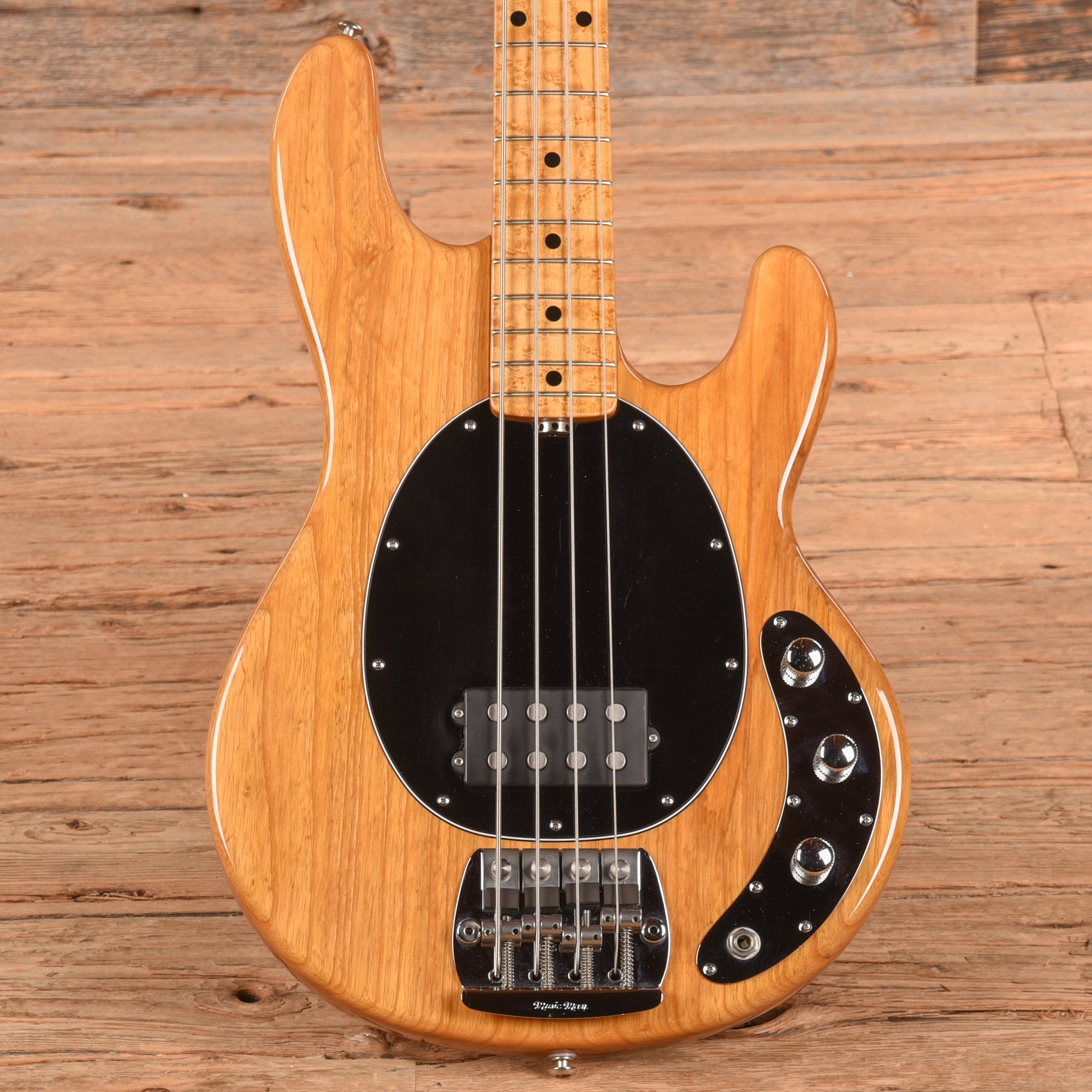 Music Man Classic StingRay 2EQ Natural 2017 Bass Guitars / 5-String or More