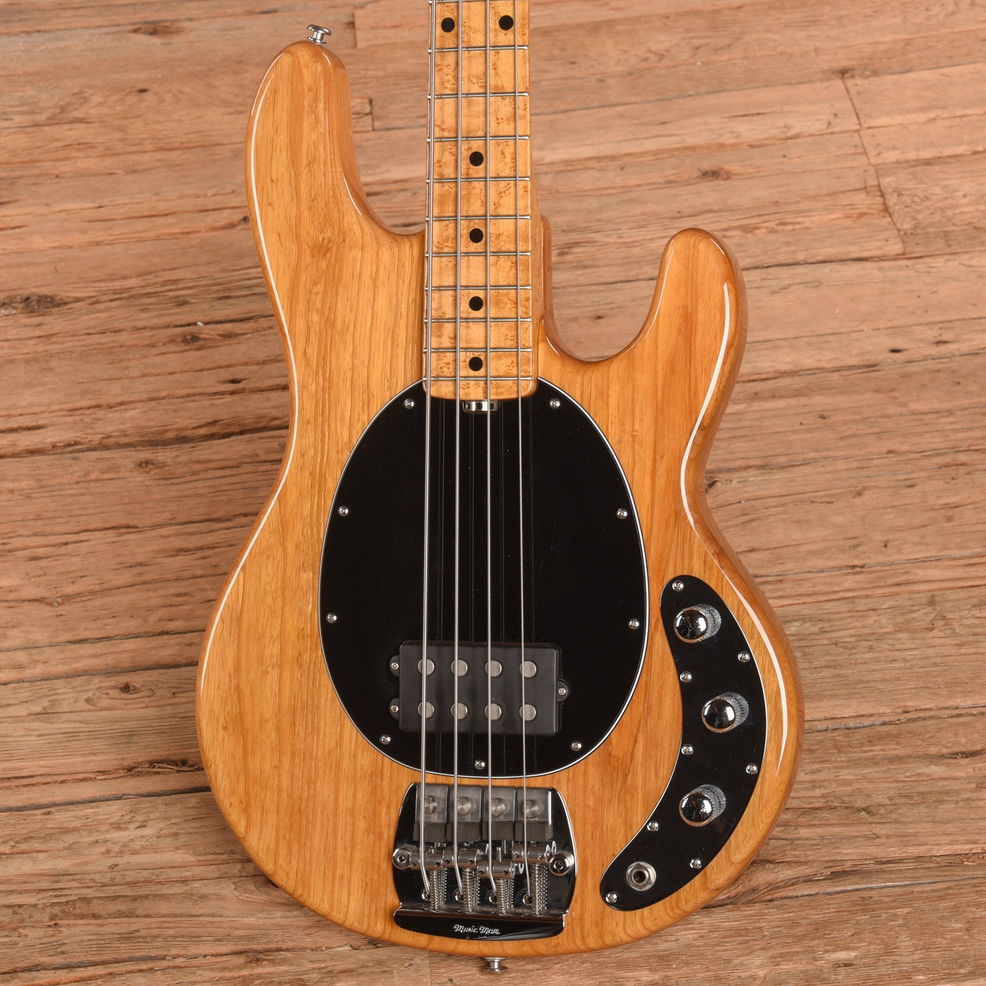 Music Man Classic StingRay 2EQ Natural 2017 Bass Guitars / 5-String or More