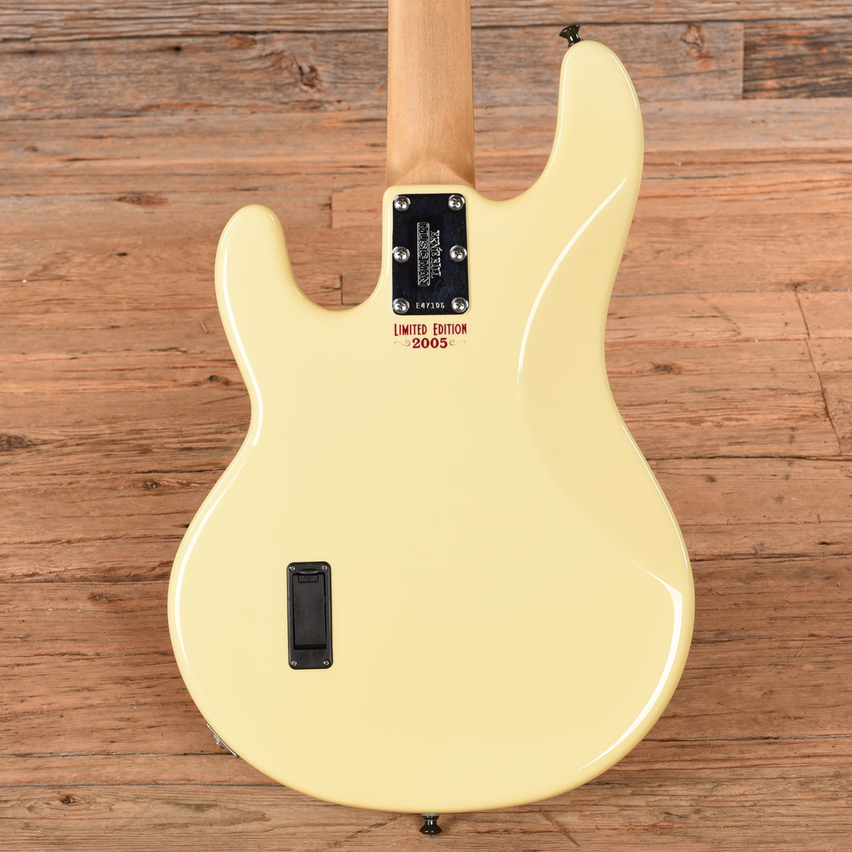 Music Man StingRay 3 EQ H Buttercream 2005 Bass Guitars