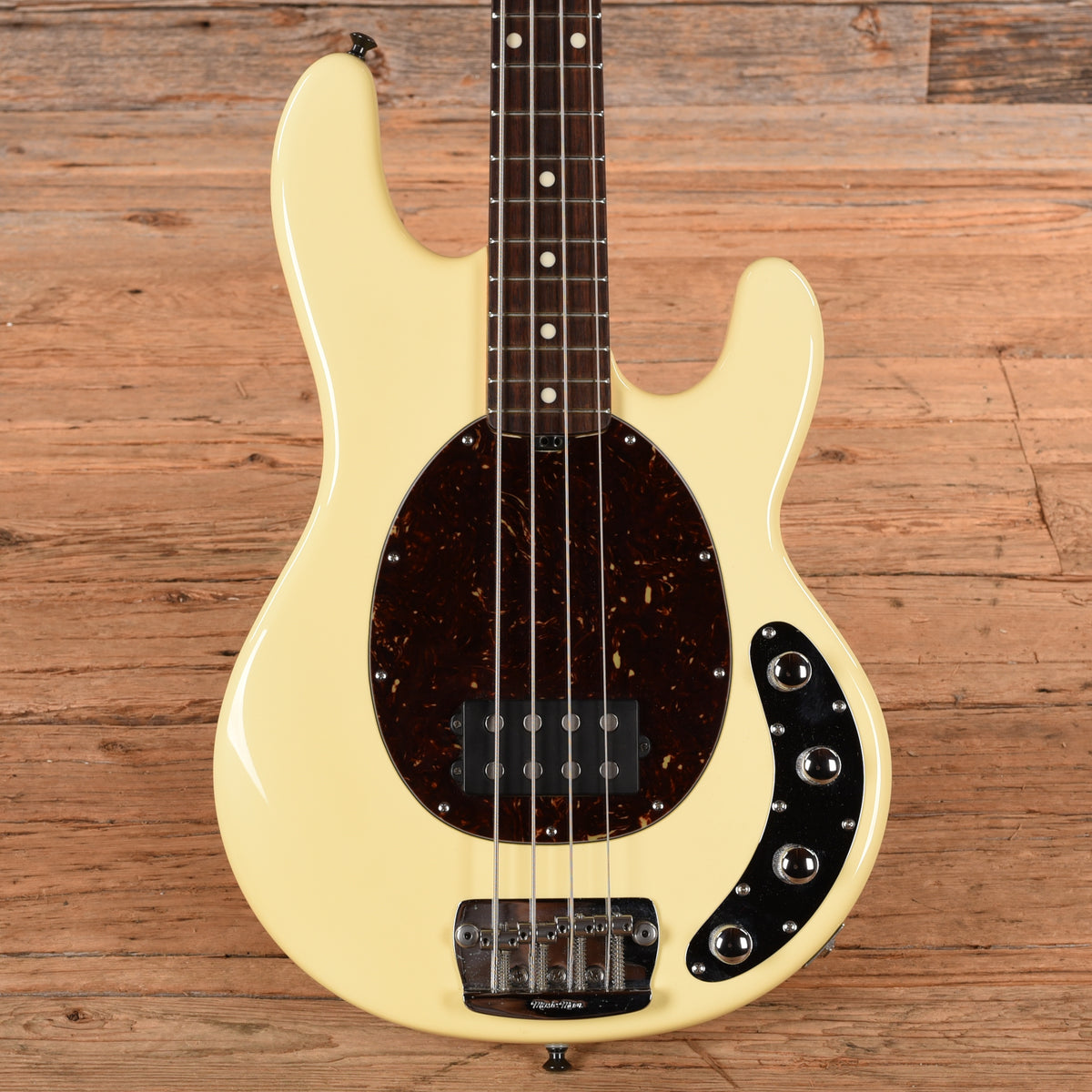 Music Man StingRay 3 EQ H Buttercream 2005 Bass Guitars