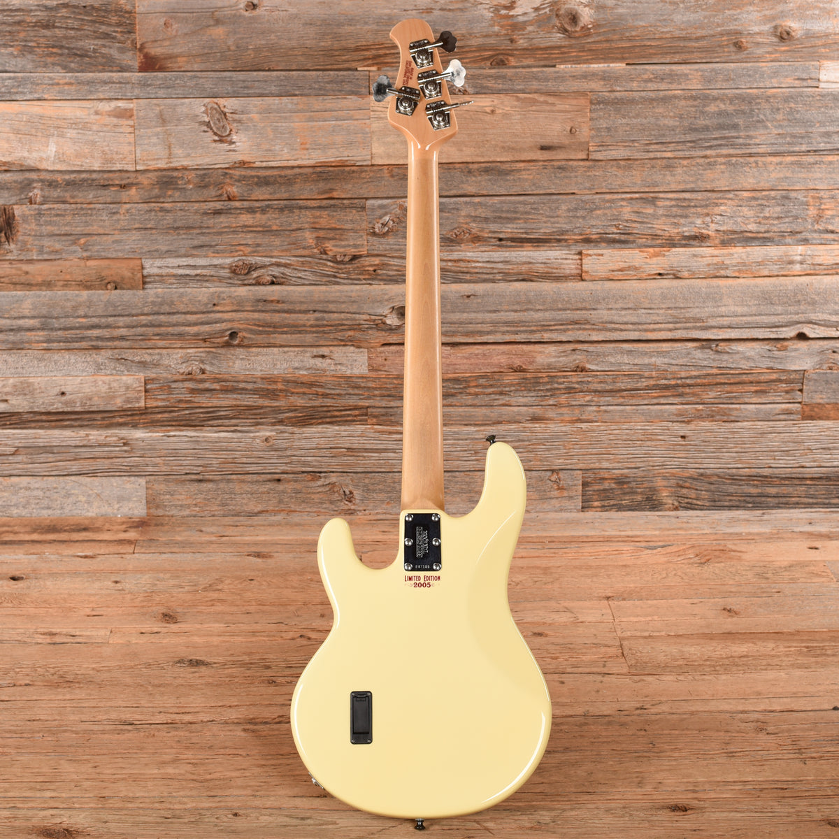 Music Man StingRay 3 EQ H Buttercream 2005 Bass Guitars