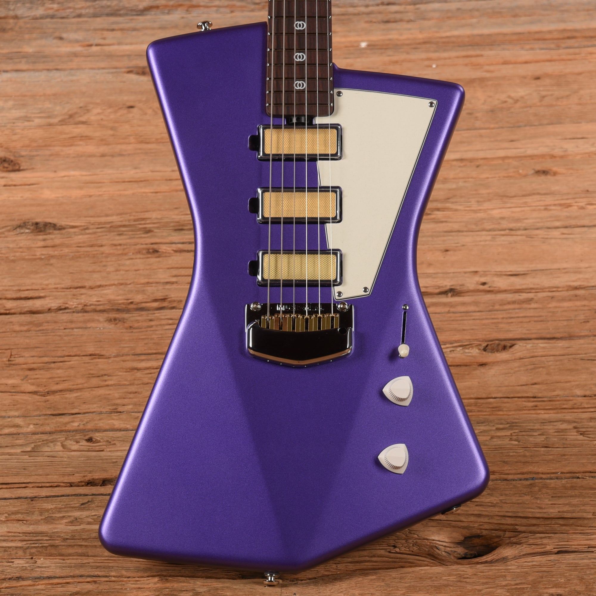 Music Man St. Vincent Signature Goldie Purple 2025 – Chicago Music