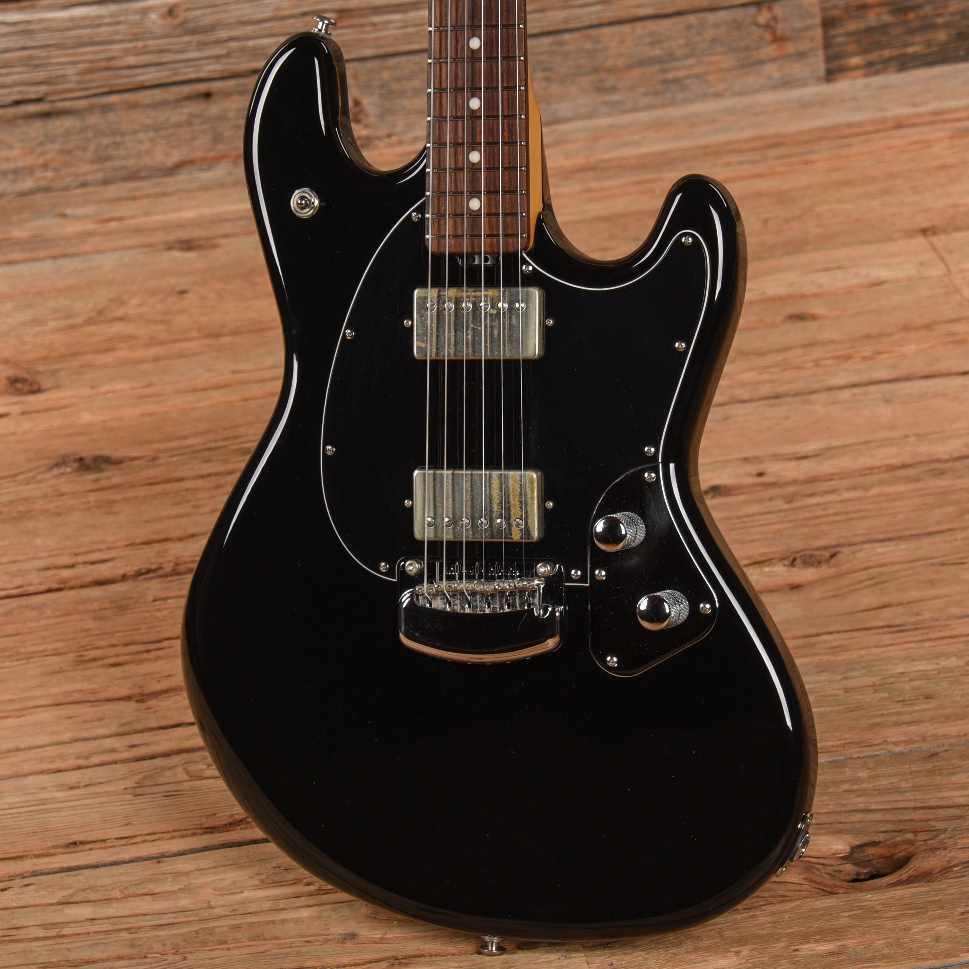 Music Man StingRay Black 2016 Electric Guitars / Solid Body