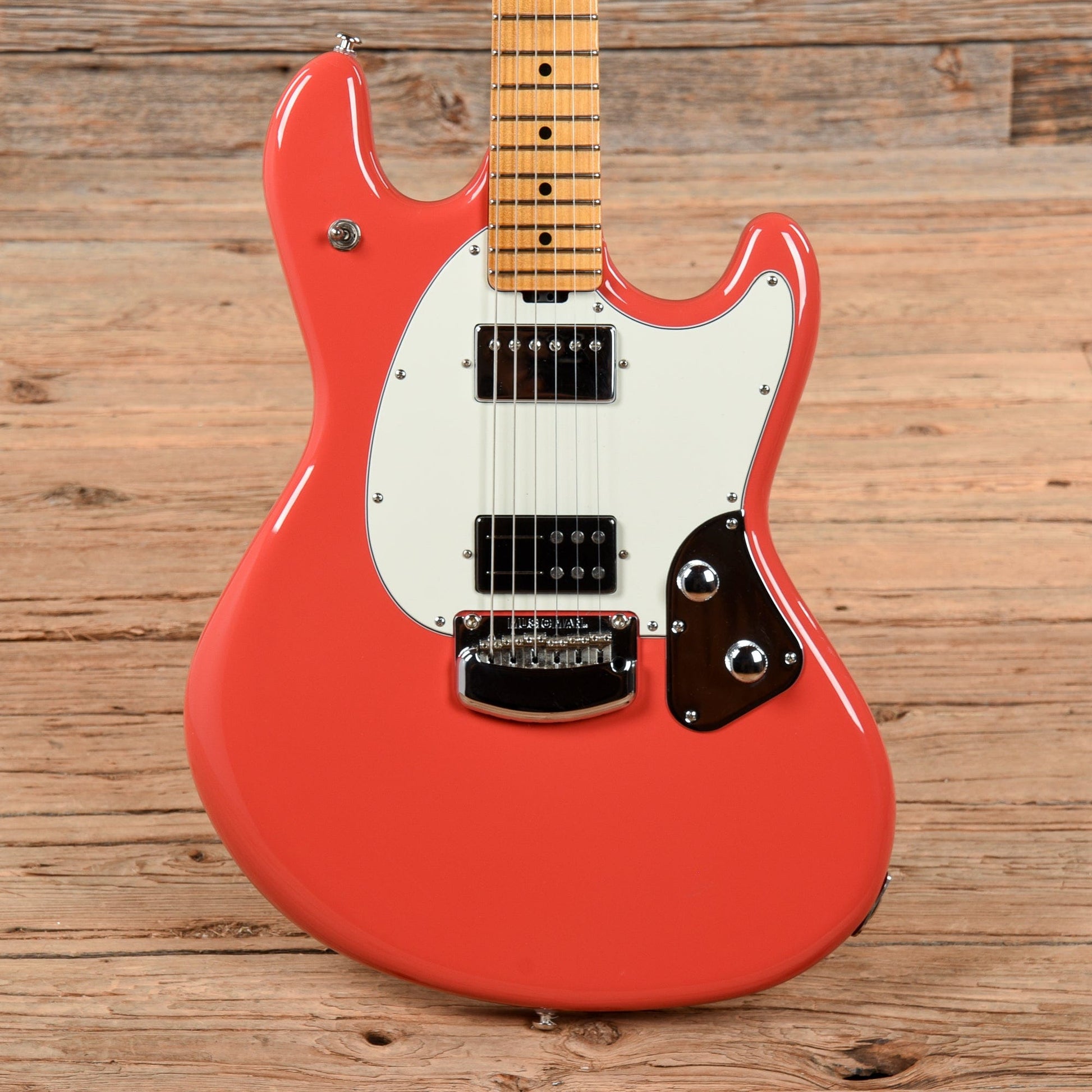 Music Man StingRay Guitar HH Coral Red 2018 Electric Guitars / Solid Body