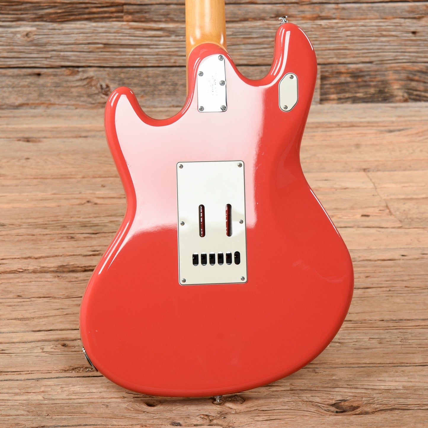 Music Man StingRay Guitar HH Coral Red 2018 Electric Guitars / Solid Body