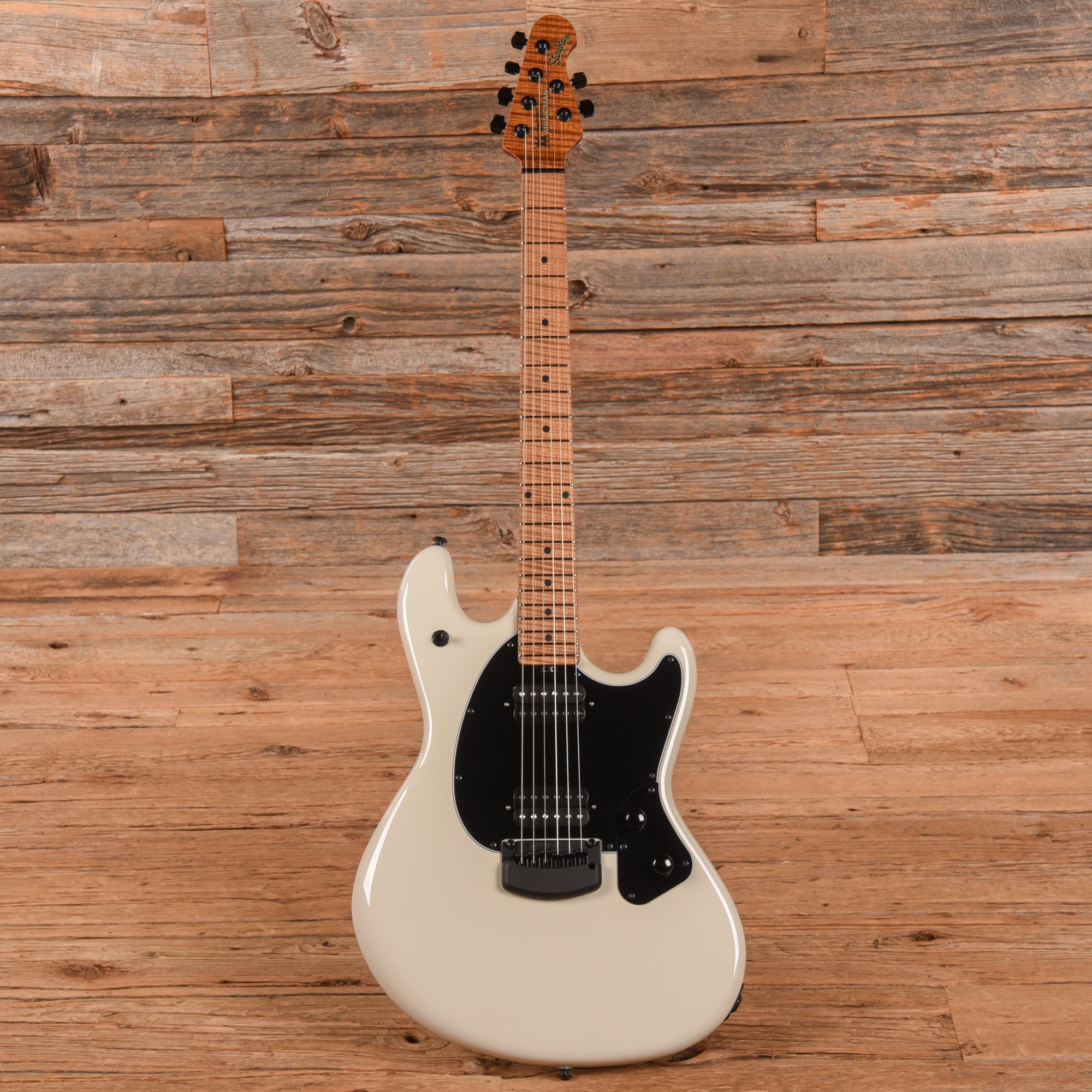 Music Man StingRay RS White 2024 Electric Guitars / Solid Body
