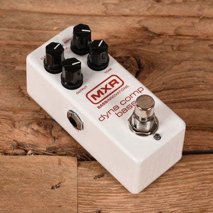 MXR M282 Dyna Comp Bass Mini Effect Pedals