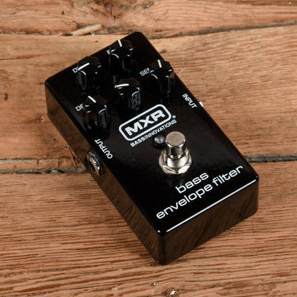 MXR M82 Bass Envelope Filer Effect Pedals