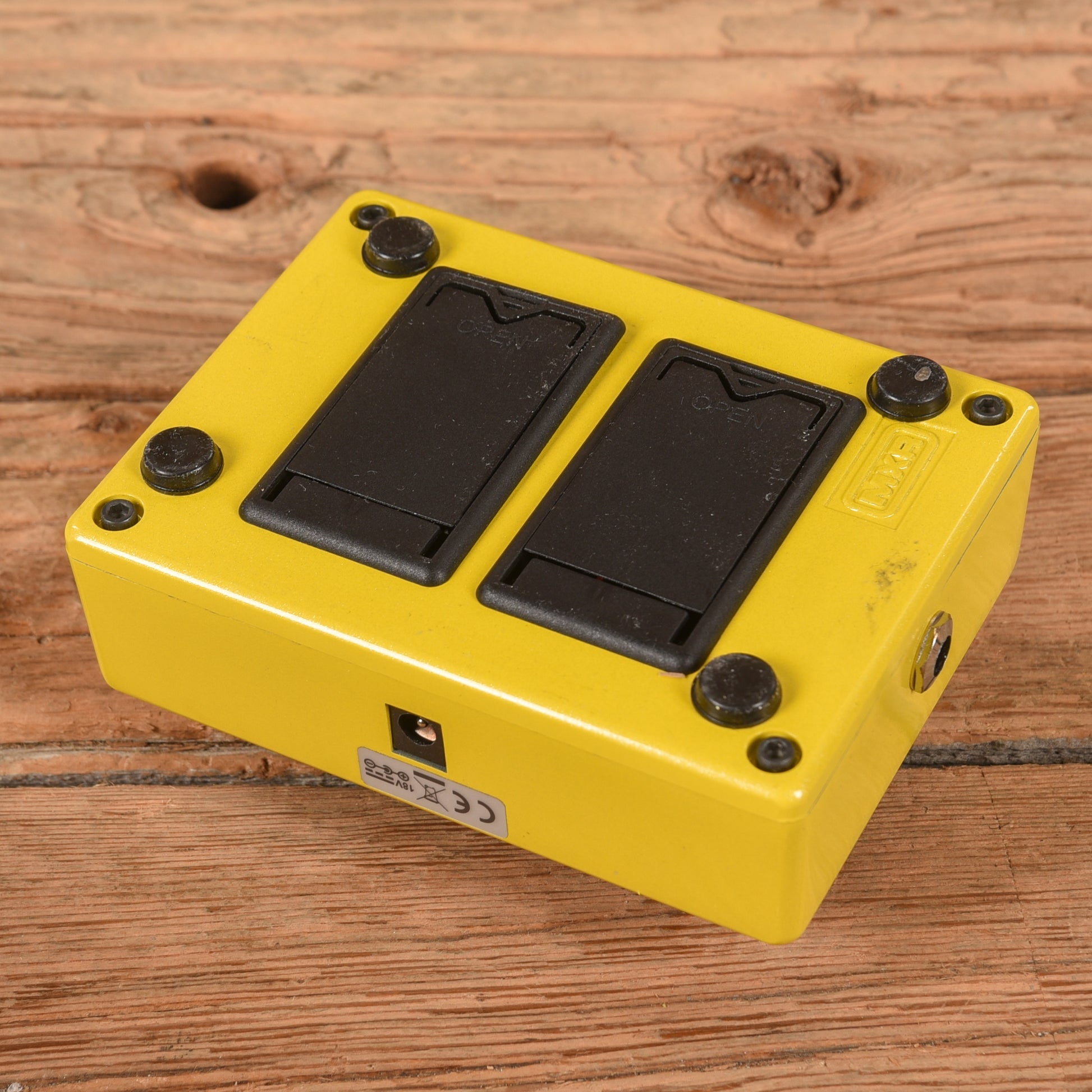 MXR M-134 Stereo Chorus – Chicago Music Exchange