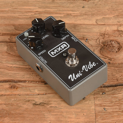 MXR M68 Uni-Vibe Chorus / Vibrato Pedal Effects and Pedals / Chorus and Vibrato