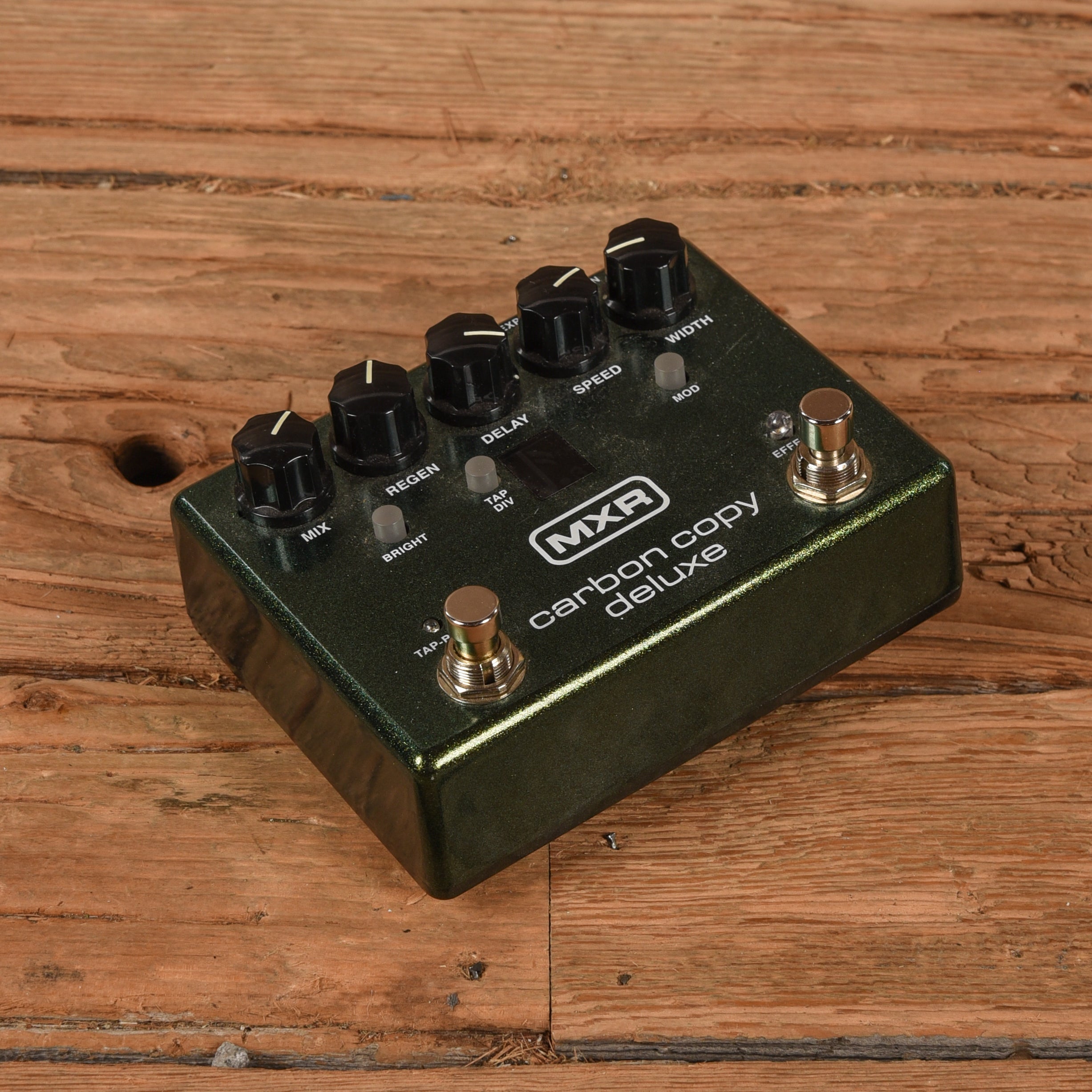 MXR Carbon Copy Deluxe Effects and Pedals / Delay