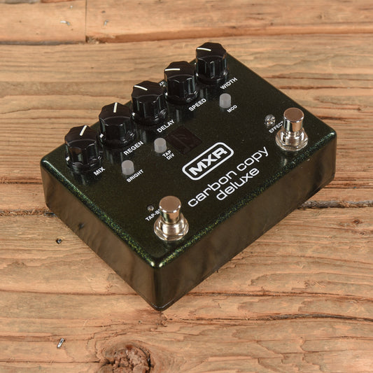MXR Carbon Copy Deluxe Effects and Pedals / Delay