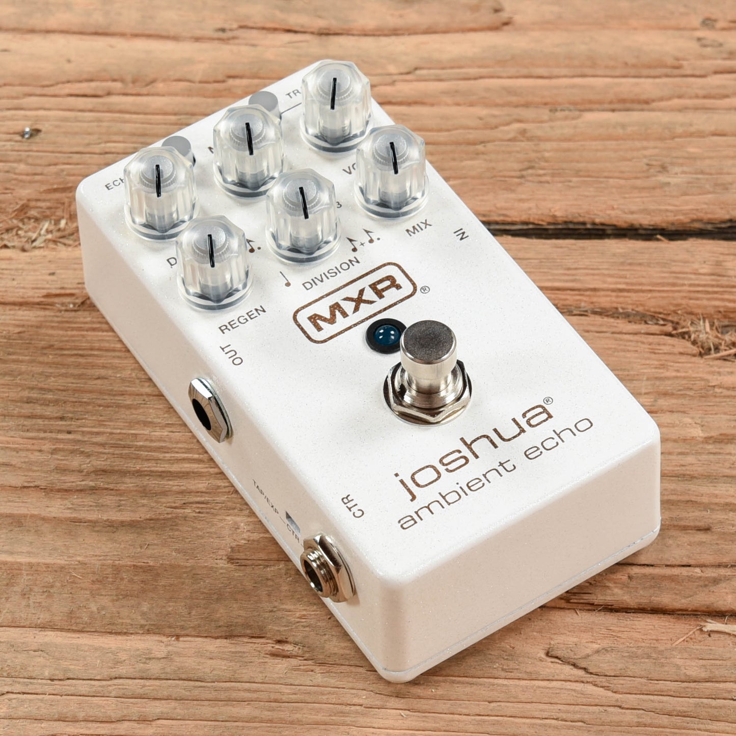 MXR M309 Joshua Ambient Echo Effects and Pedals / Delay