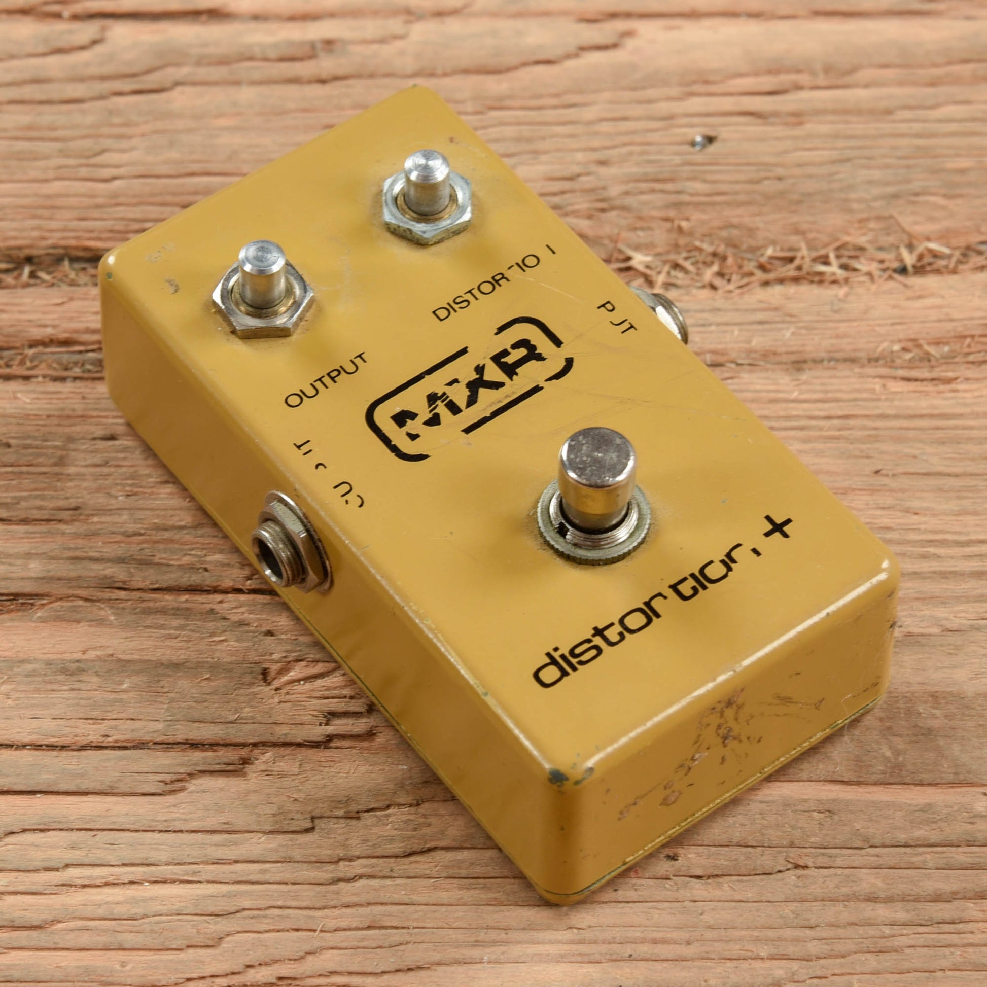 MXR Distortion +  1970s Effects and Pedals / Distortion