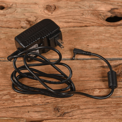 MXR M239 Mini Iso-Brick Power Supply Effects and Pedals / Pedalboards and Power Supplies