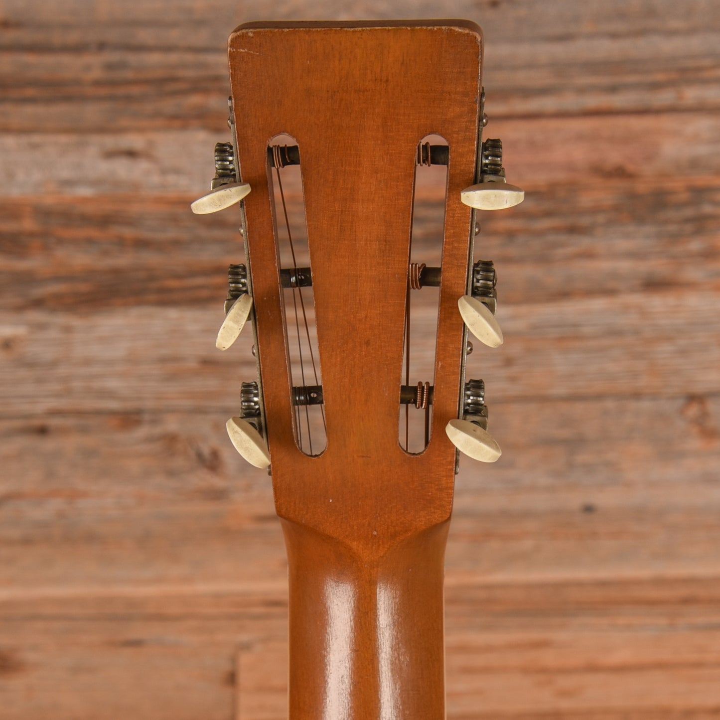 National Triolian Round Neck Resonator  1933