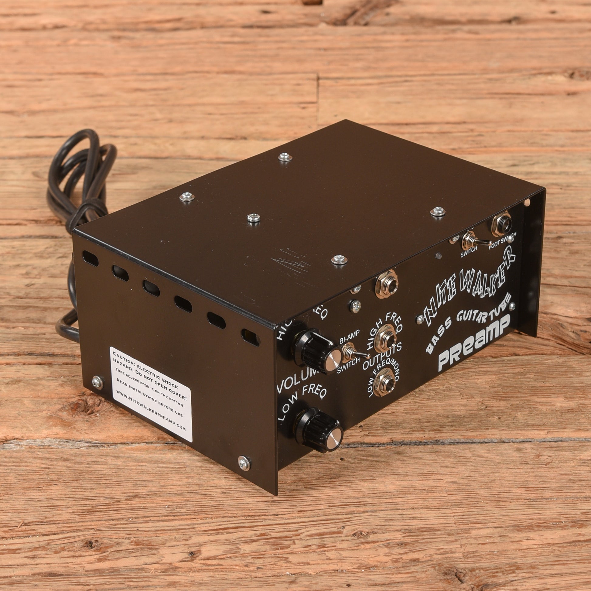 New Bass Tone Nitewalker Bass Guitar Tube Preamp Effects and Pedals