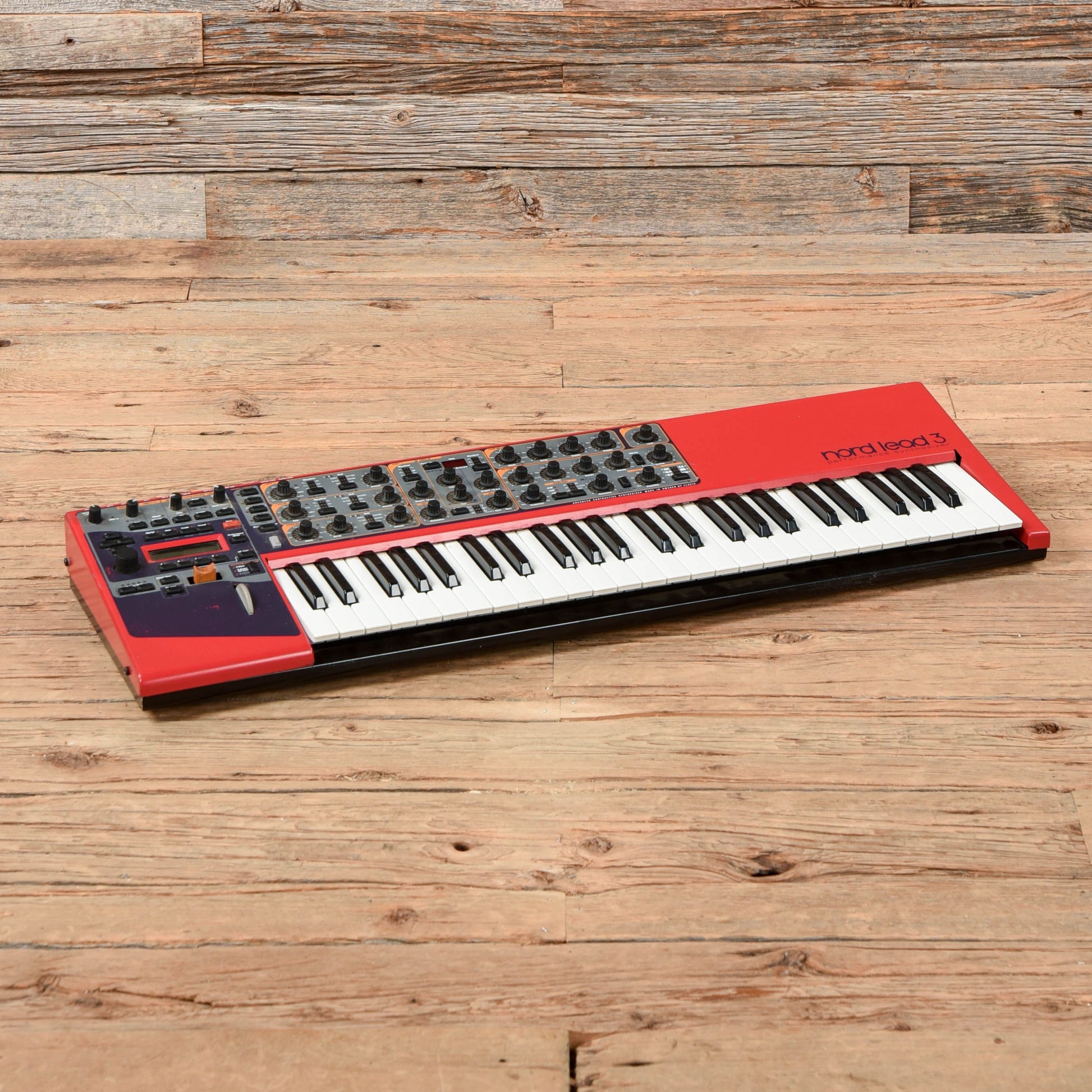 Nord Lead 3 Keyboards and Synths / Synths / Digital Synths