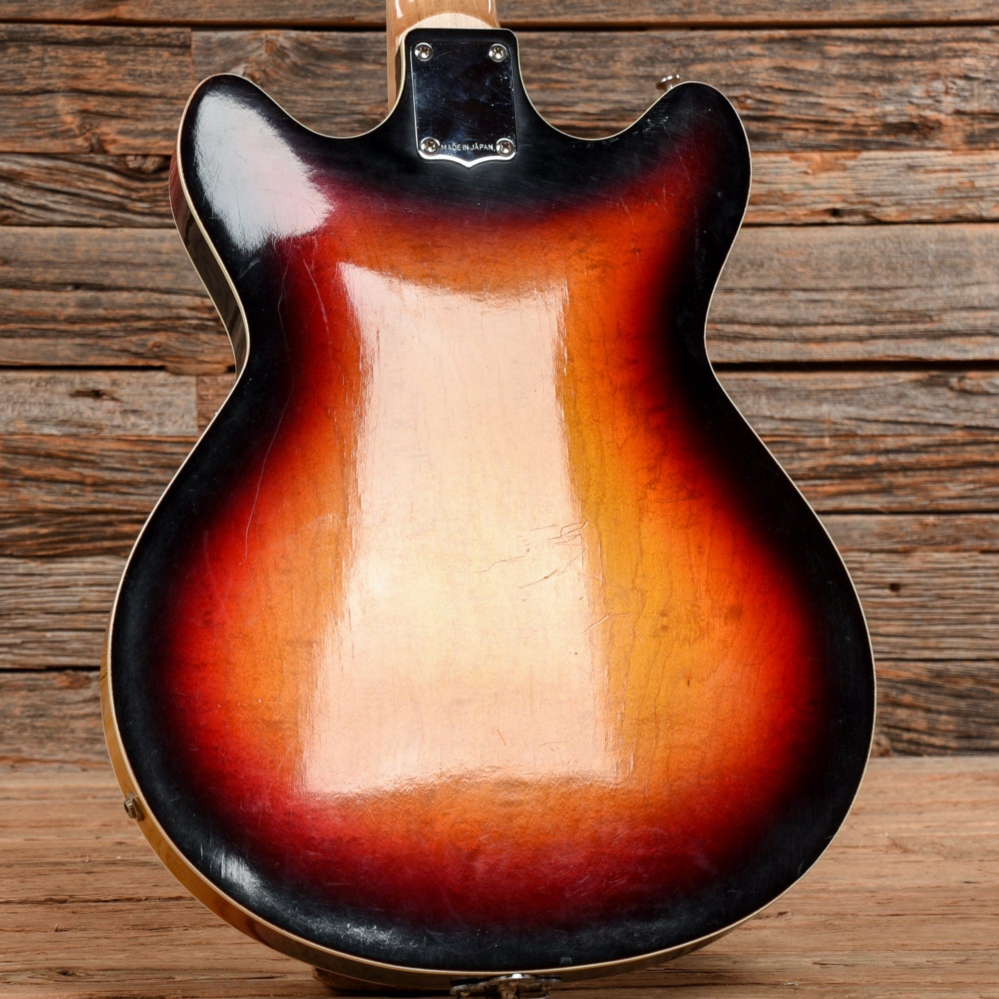 Norma 6 String 2 P/U Double Cut/Hollow Body/Vibrato Sunset Sunburst Electric Guitars / Hollow Body