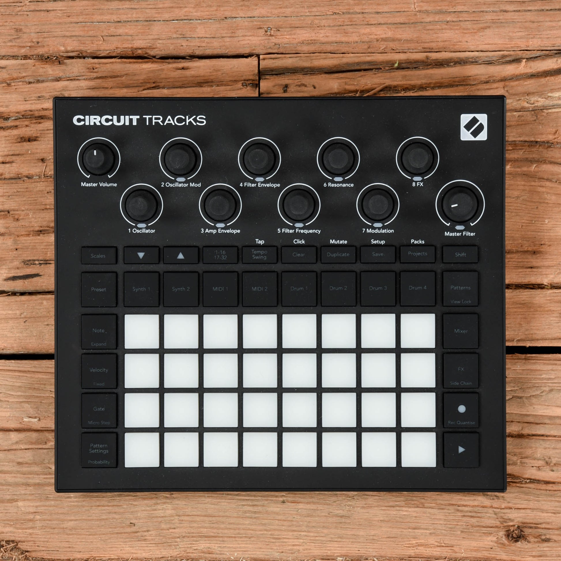 Novation Circuit Tracks Groovebox Keyboards and Synths / Synths / Digital Synths
