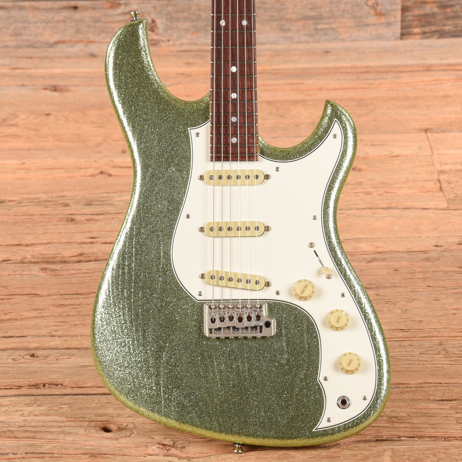 Novo Idris S3 Coke Bottle Green Sparkle 2024 Electric Guitars