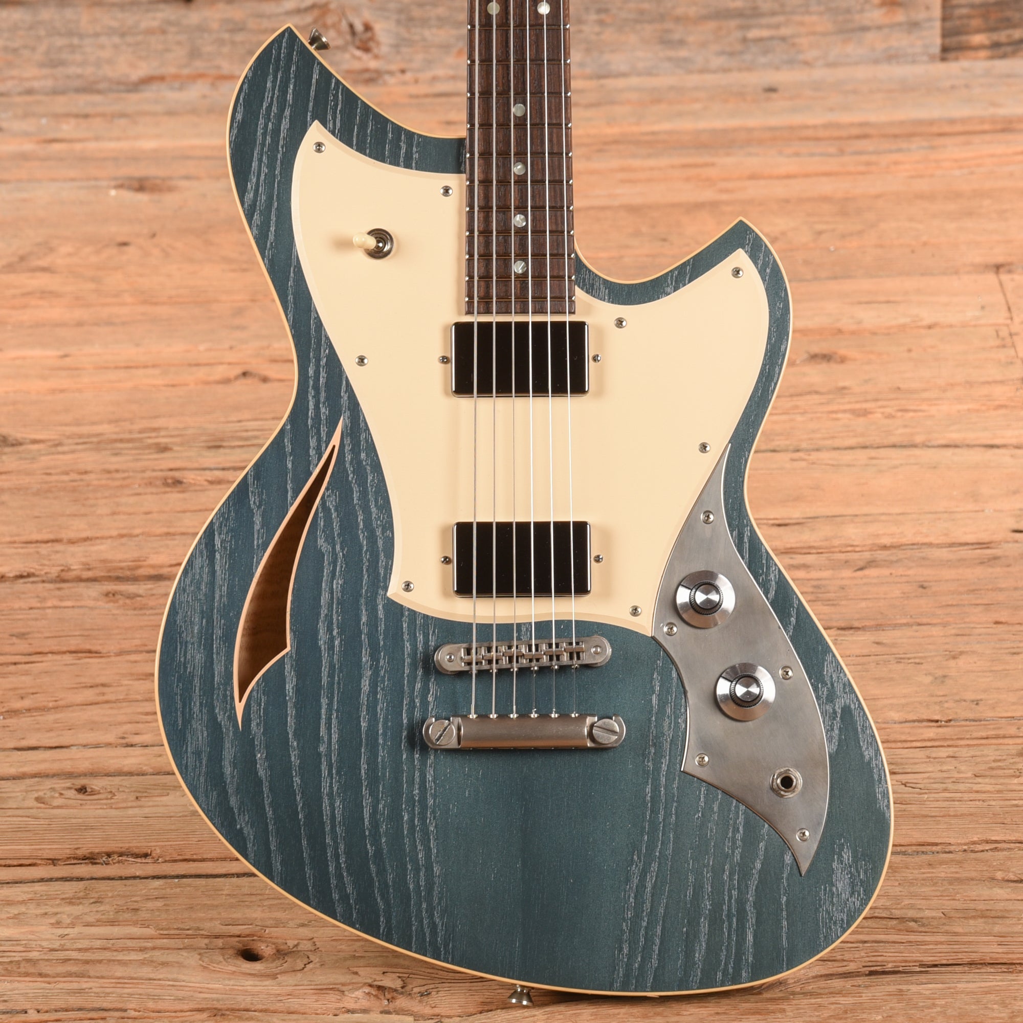 Novo Miris H2 Aged Pelham Blue 2025 Electric Guitars