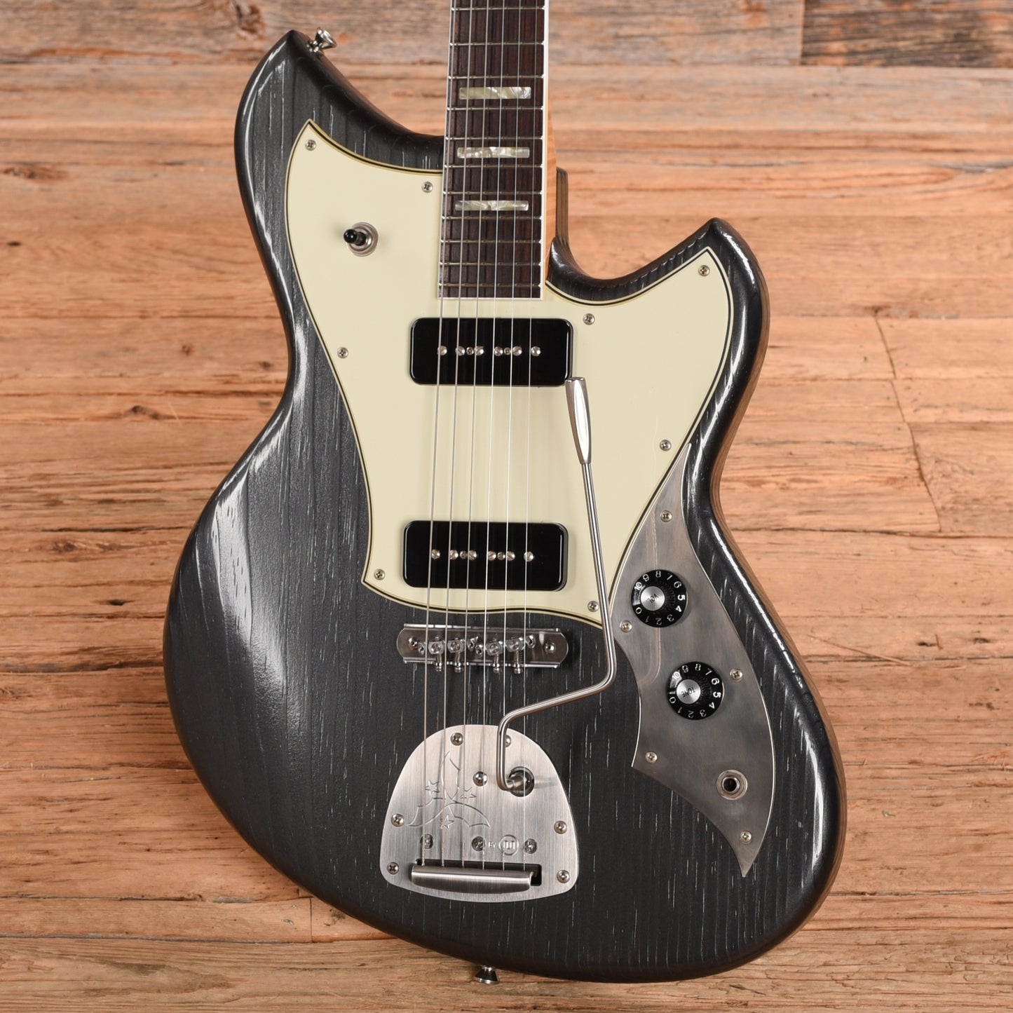 Novo Serus J Charcoal Frost Electric Guitars