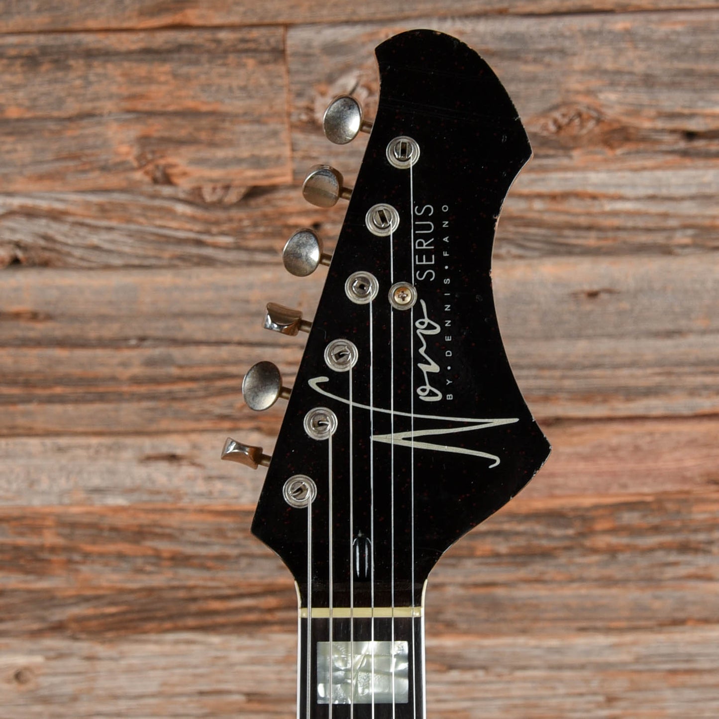 Novo Serus H2 Silver Sparkle over Bull Black Electric Guitars / Solid Body
