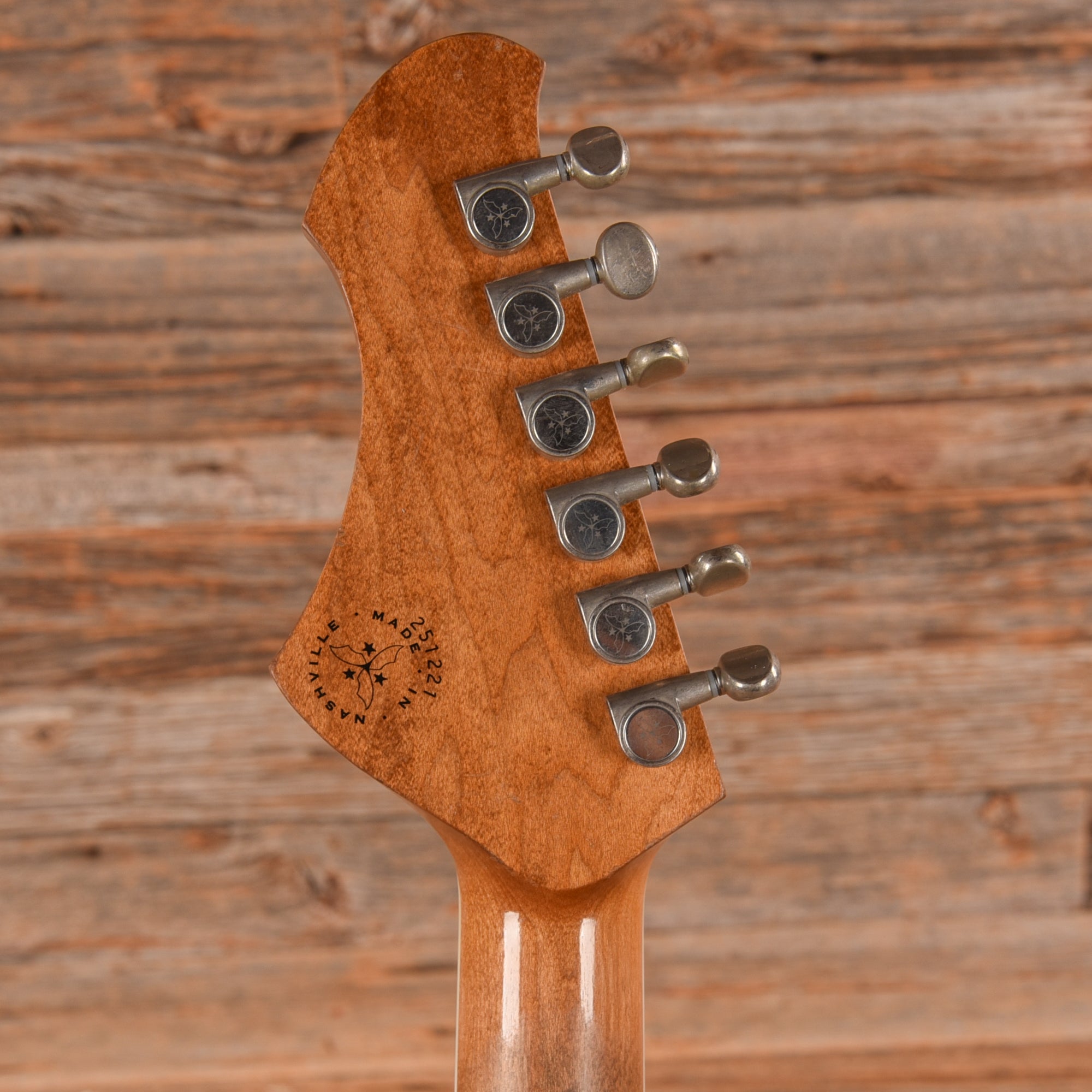 Novo Serus H2 Sunburst Electric Guitars / Solid Body