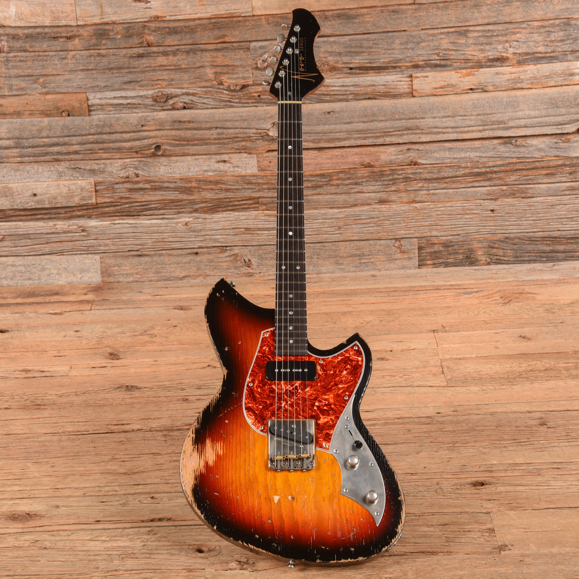 Novo Serus T Tobacco Sunburst Electric Guitars / Solid Body