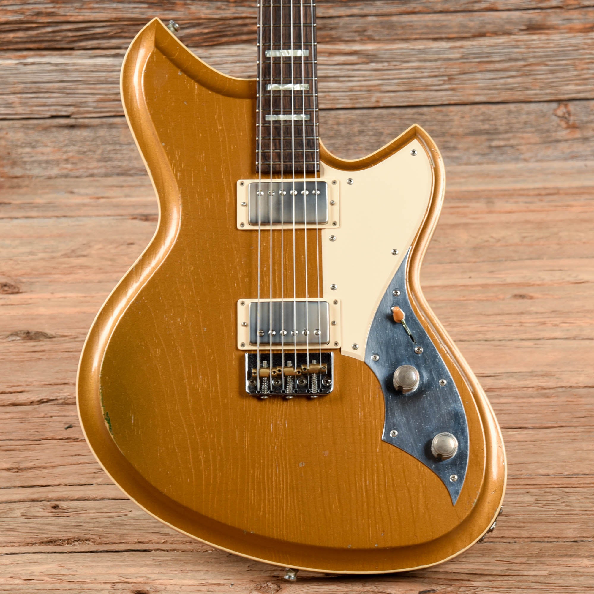 Novo Serus TC Gold Electric Guitars / Solid Body