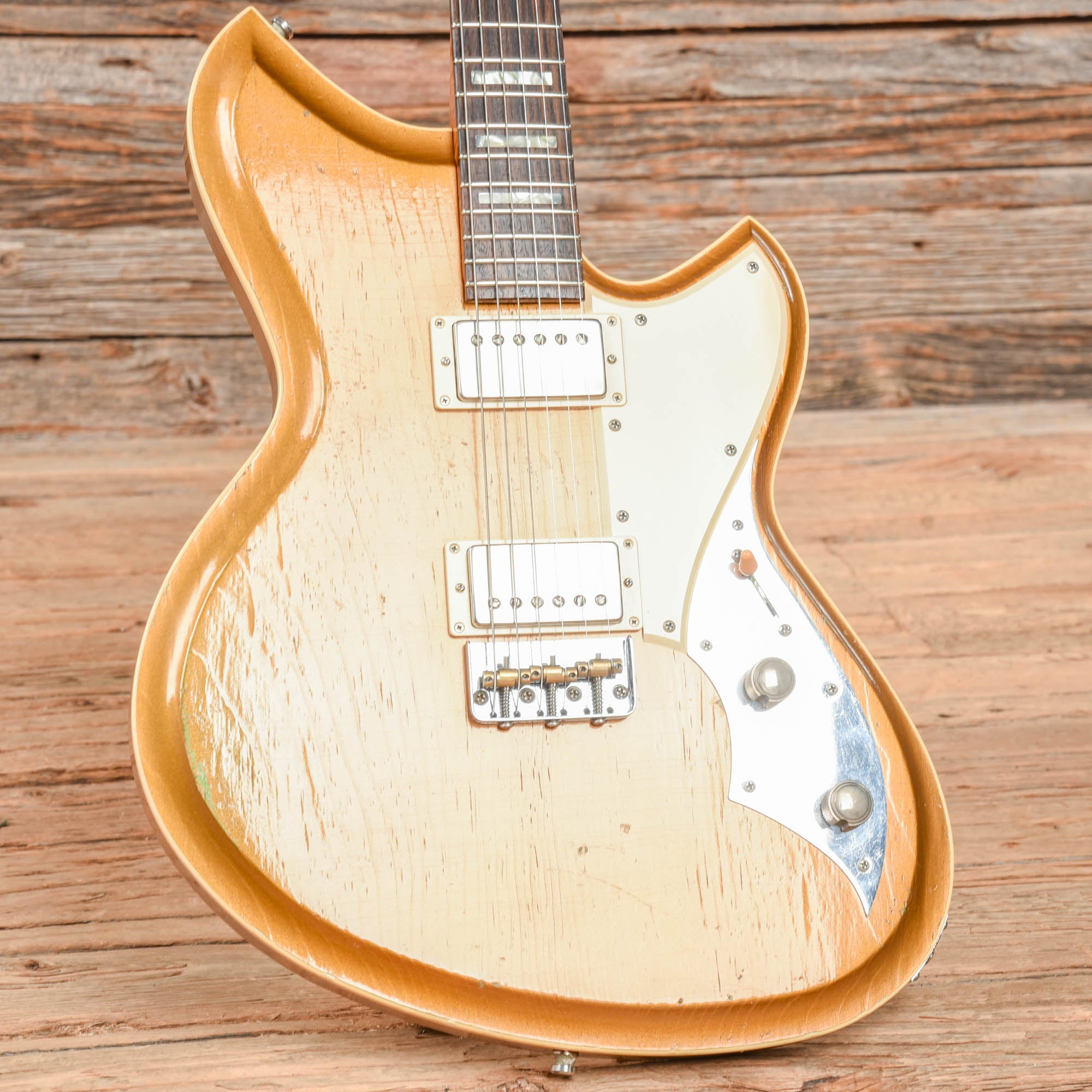 Novo Serus TC Gold Electric Guitars / Solid Body
