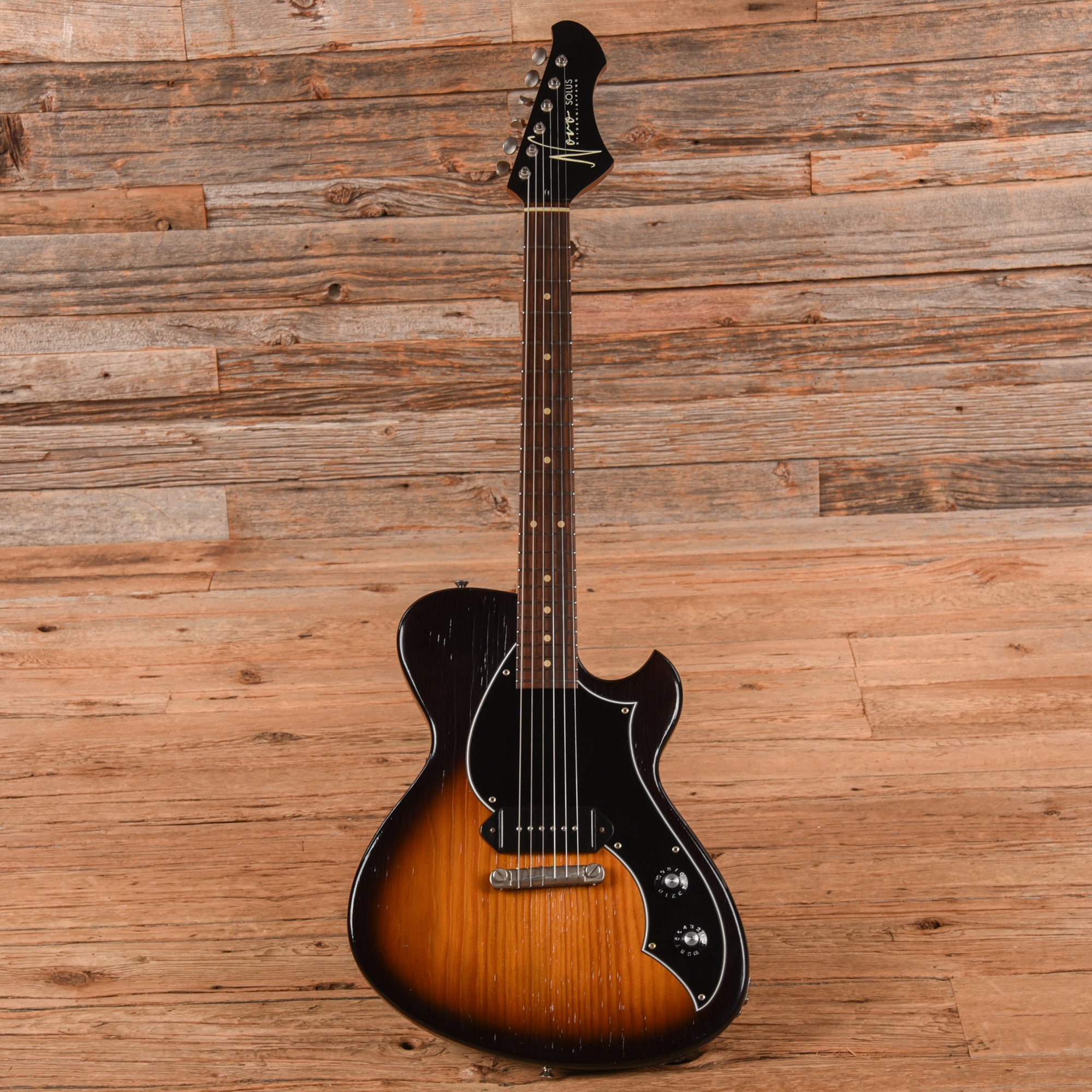 Novo Solus M1 Sunburst 2021 Electric Guitars / Solid Body