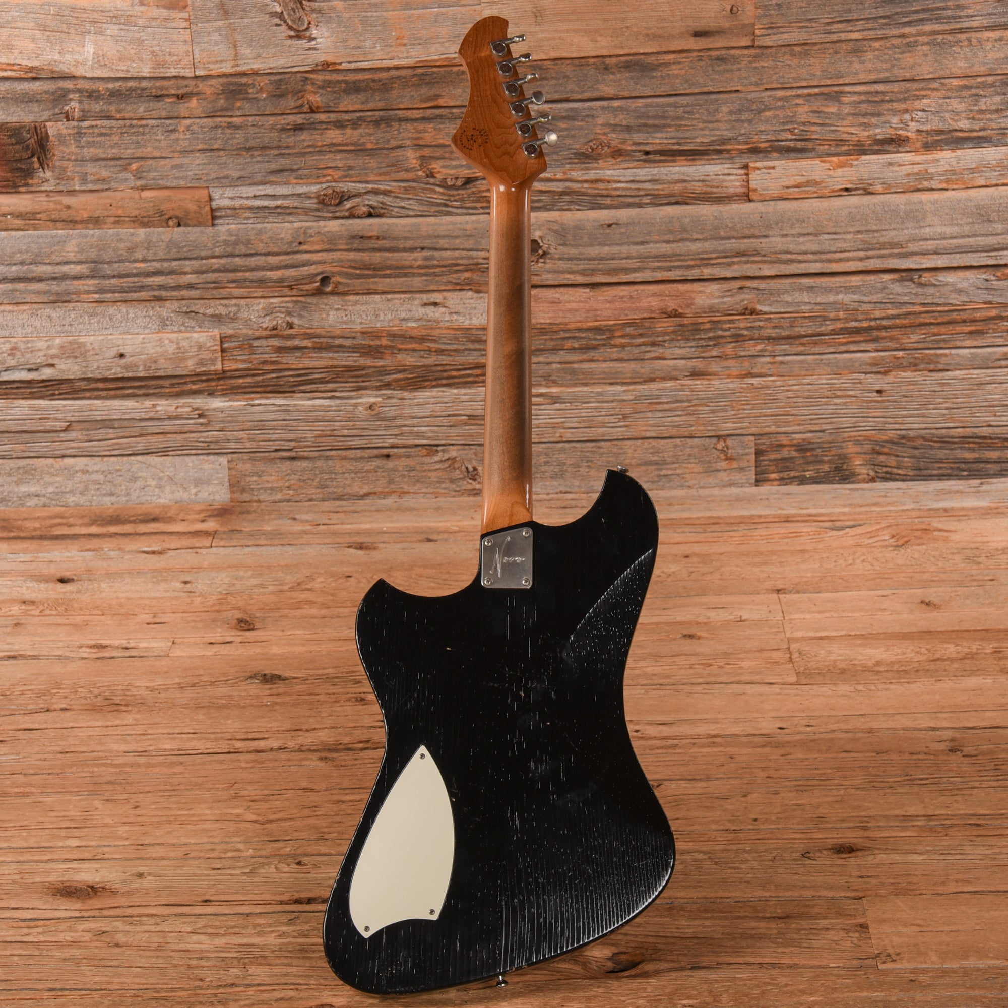 Novo Voltur Black Electric Guitars / Solid Body