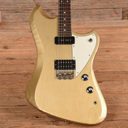 Novo Voltur Gold Electric Guitars / Solid Body
