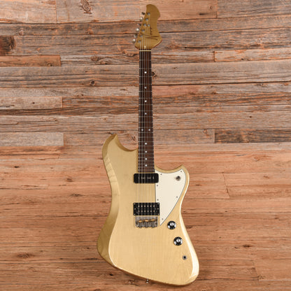 Novo Voltur Gold Electric Guitars / Solid Body