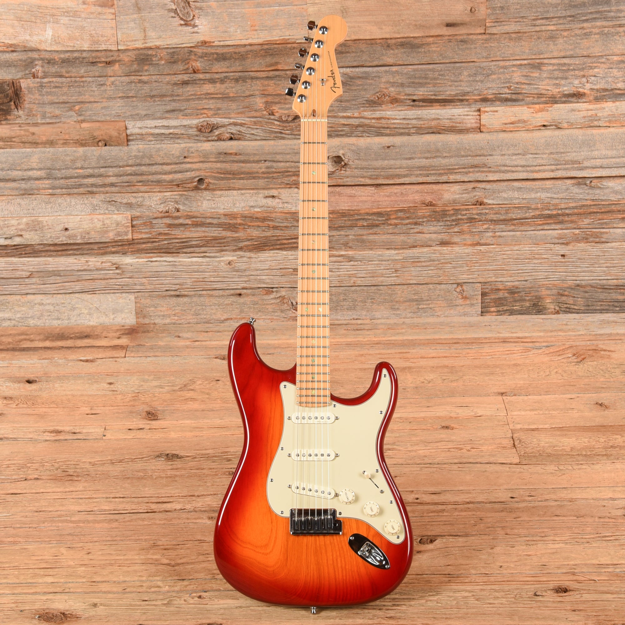 Fender American Deluxe Stratocaster Aged Cherry Burst 2002
