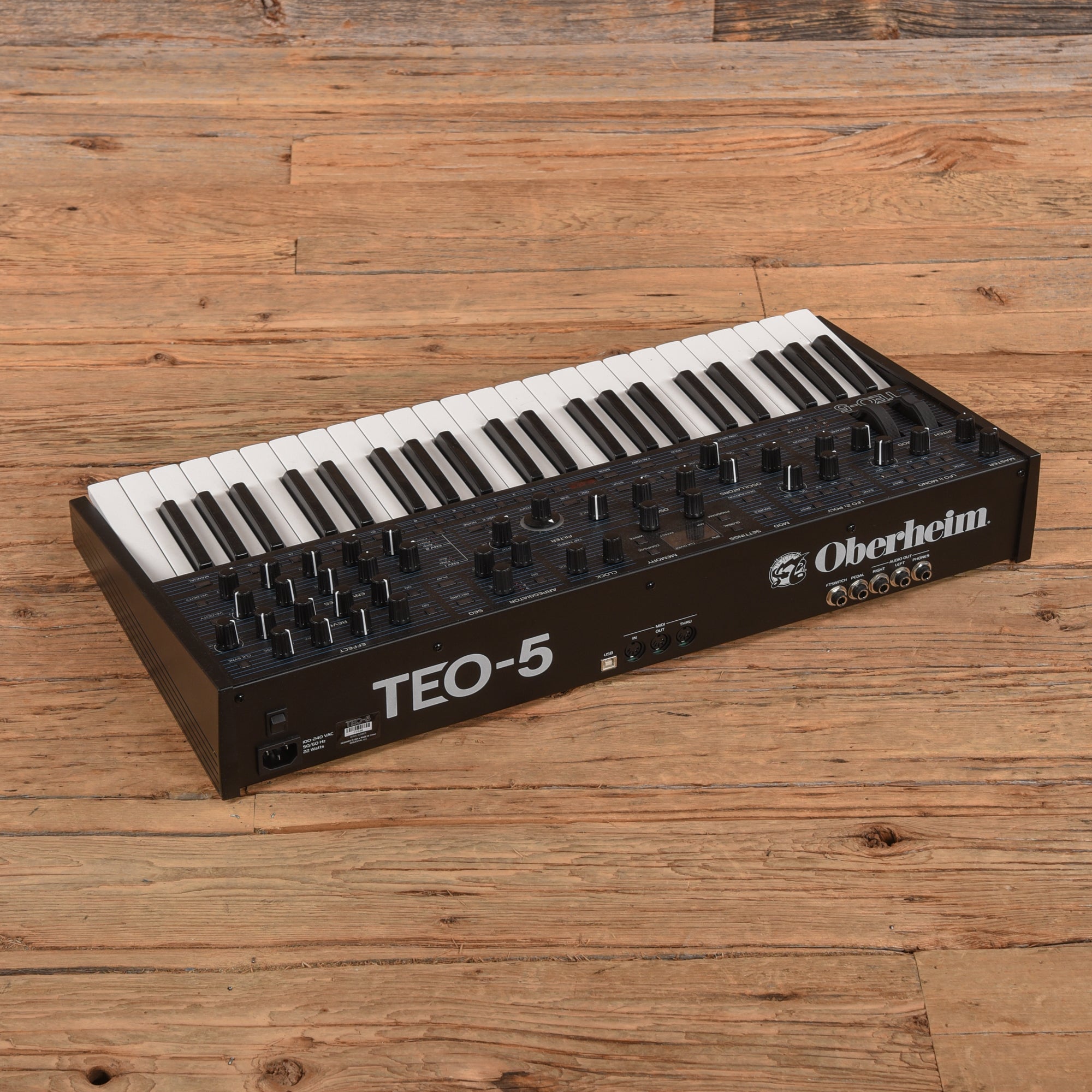 Oberheim TEO-5 44-Key 5-Voice Synthesizer Keyboards and Synths / Synths / Analog Synths